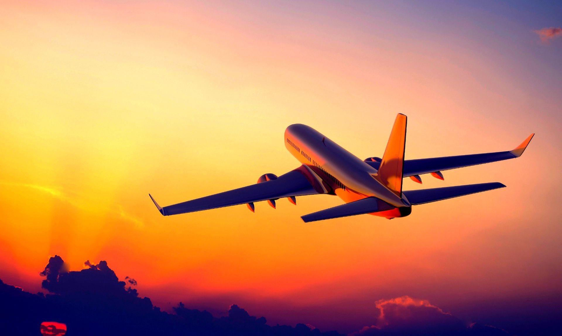 1920x1149 Ultra HD Airplane Wallpaper