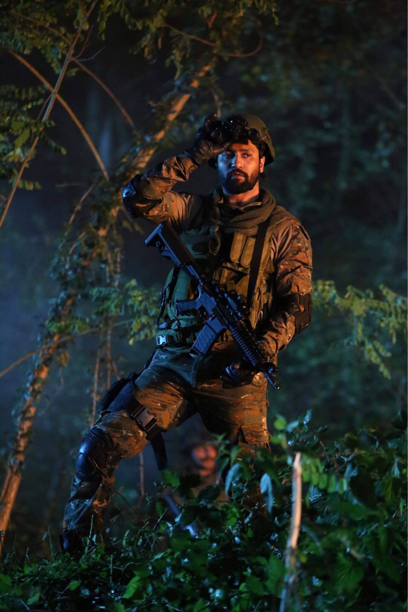 1366x2048 Surgical Strike Vicky Kaushal In Uri