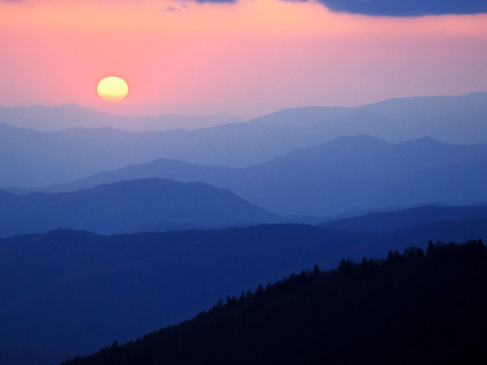 1600x1200 Great Smoky Mountains North Carolina Wallpaper Hq Wallpaper Resolution Blue Ridge Mountains HD Wallpaper