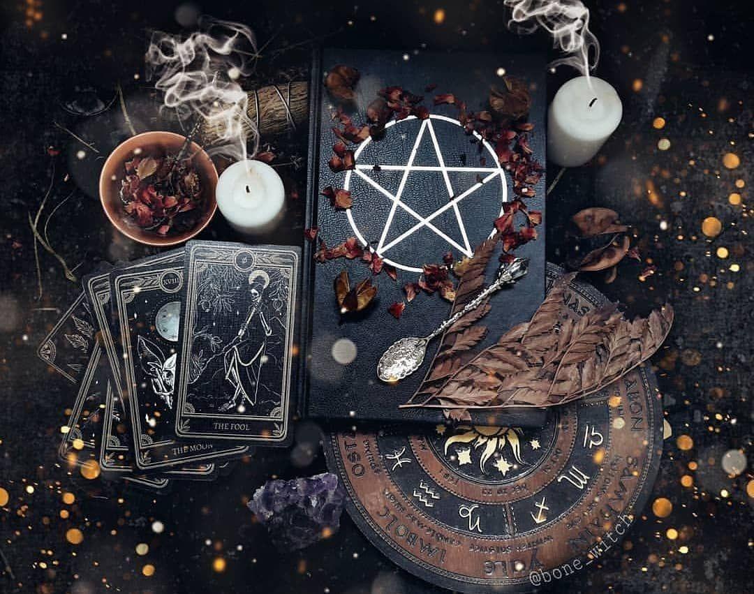 1080x851 Green Witch Aesthetic Background .