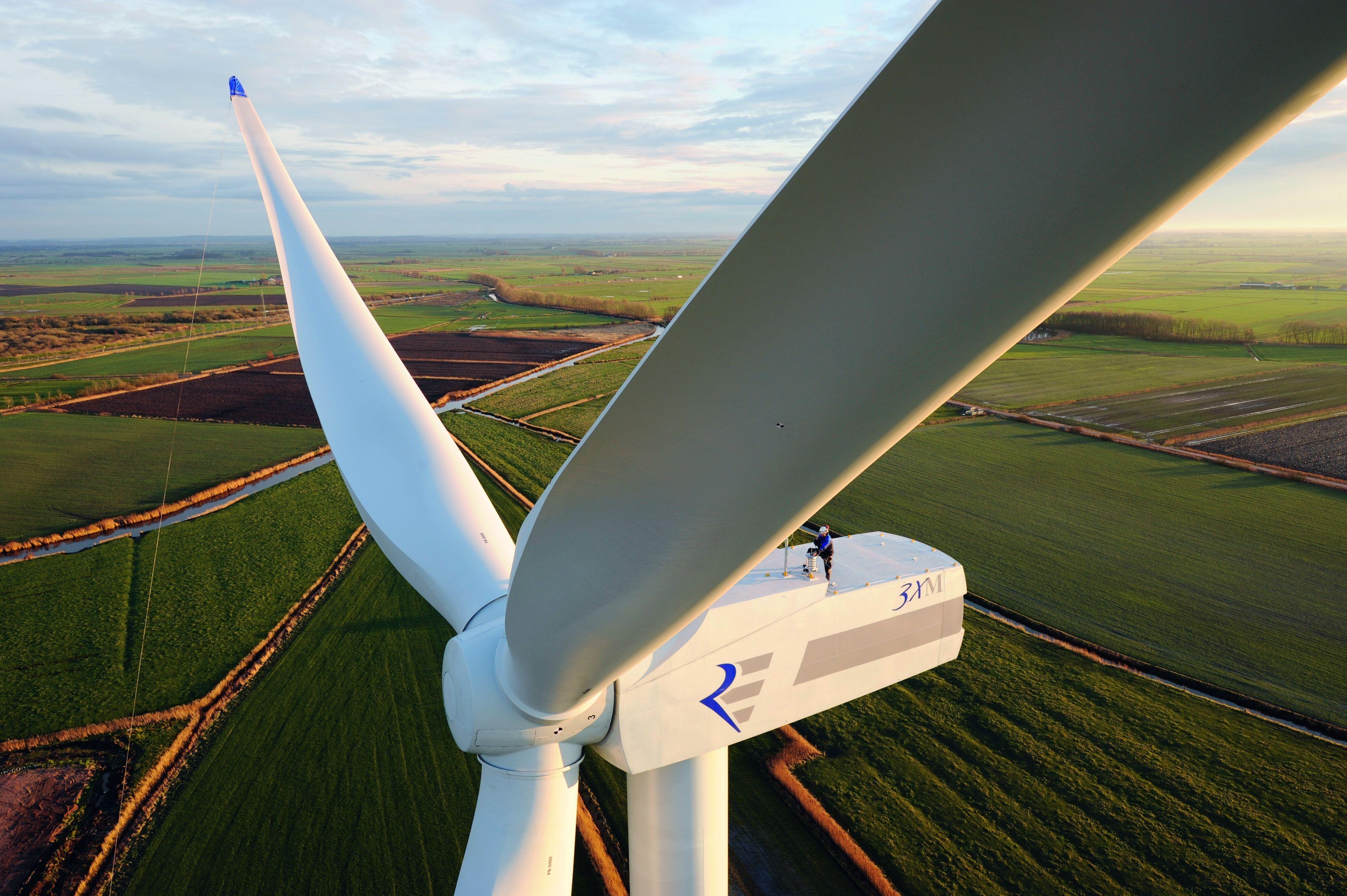 3900x2595 High Def Wind Turbine Picture From Around the World