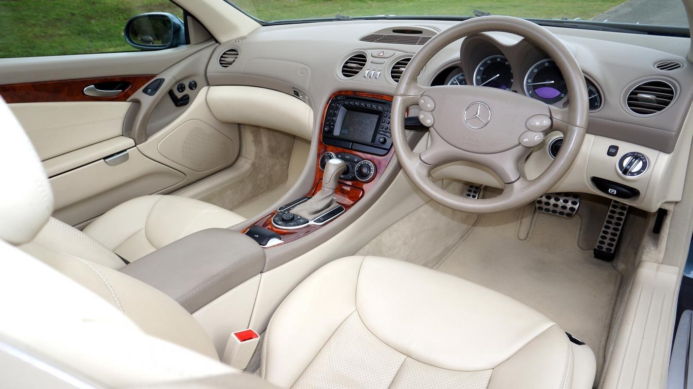 1366x768 Luxury Car wallpaper 1366x768 (laptop) desktop background