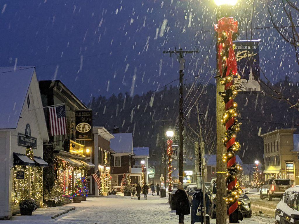1024x768 Top Holiday Lights and Christmas Displays in the US