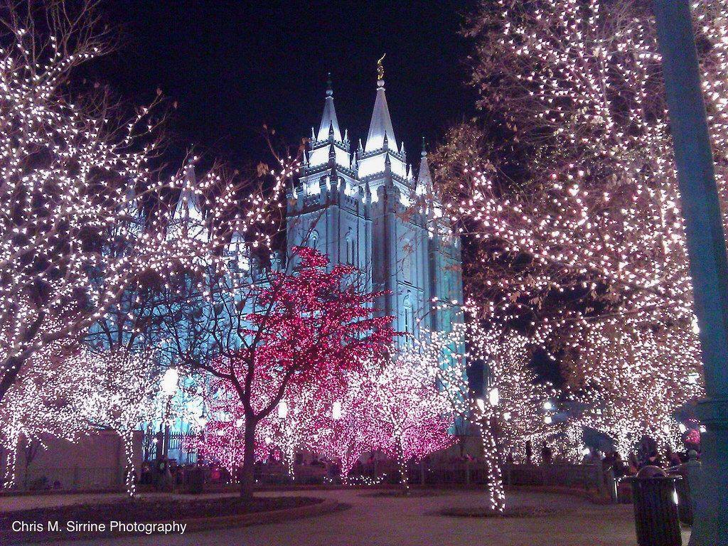 1024x768 Salt Lake City LDS Temple at Christmas Time. I took this ph