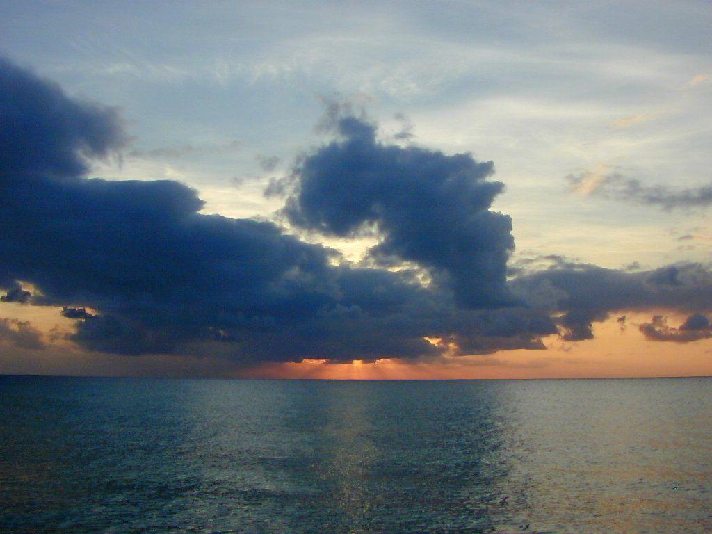1024x768 Free Cozumel Sunset
