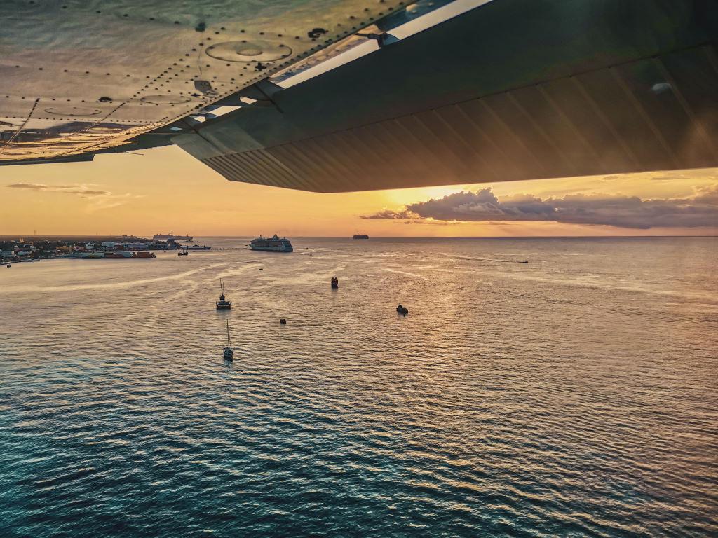 1024x768 Cozumel Sunset by Airplane. Fly Cozumel Tours & Charters