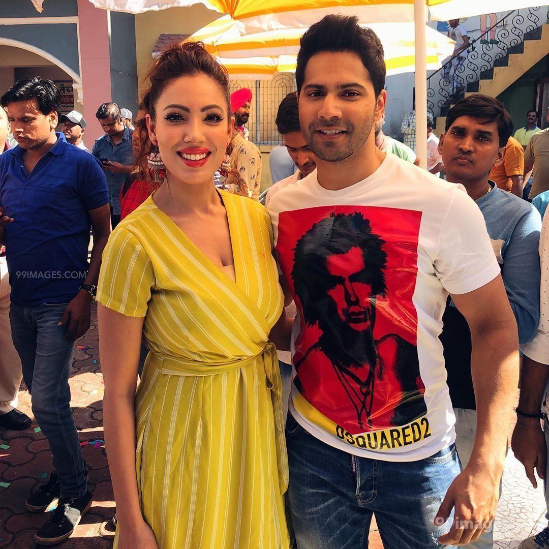 1080x1080 Munmun Dutta Beautiful HD Photo & Mobile Wallpaper HD (Android IPhone) (1080p) (1080x1080) (2021)