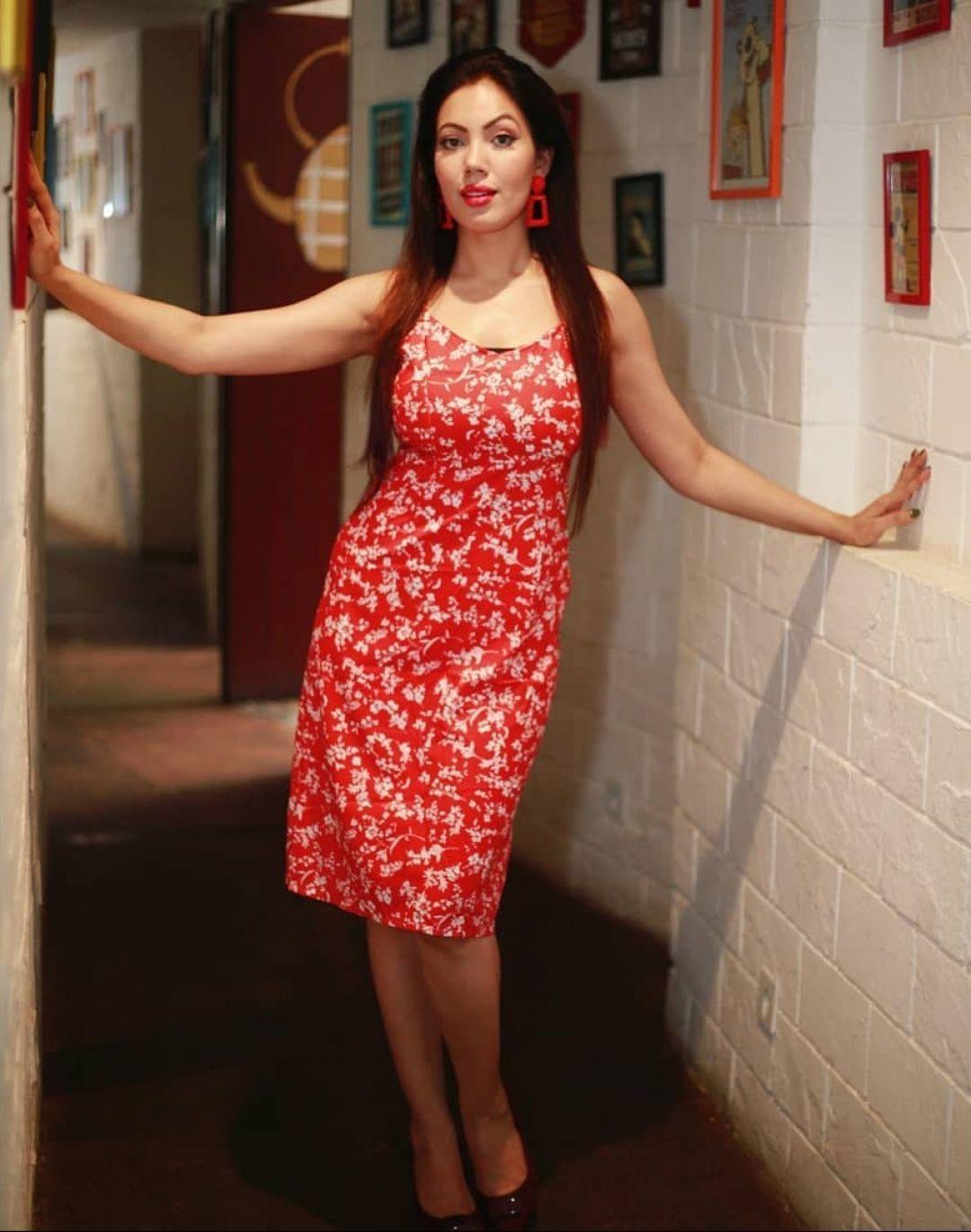 1080x1370 Munmun Dutta HD Wallpaper (Desktop Background / Android / iPhone) (1080p, 4k) (1080x1370) (2021)