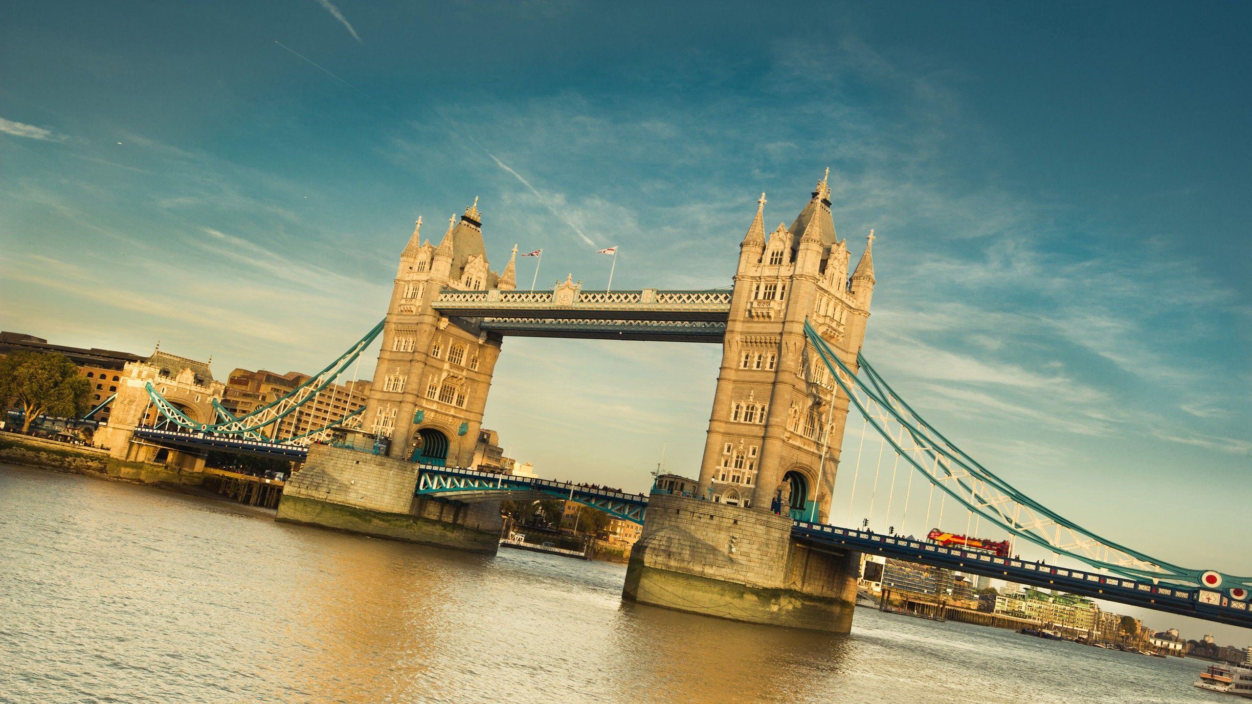 2560x1440 Download wallpaper 2560x1440 london, tower bridge, river, thames widescreen 16:9 HD background