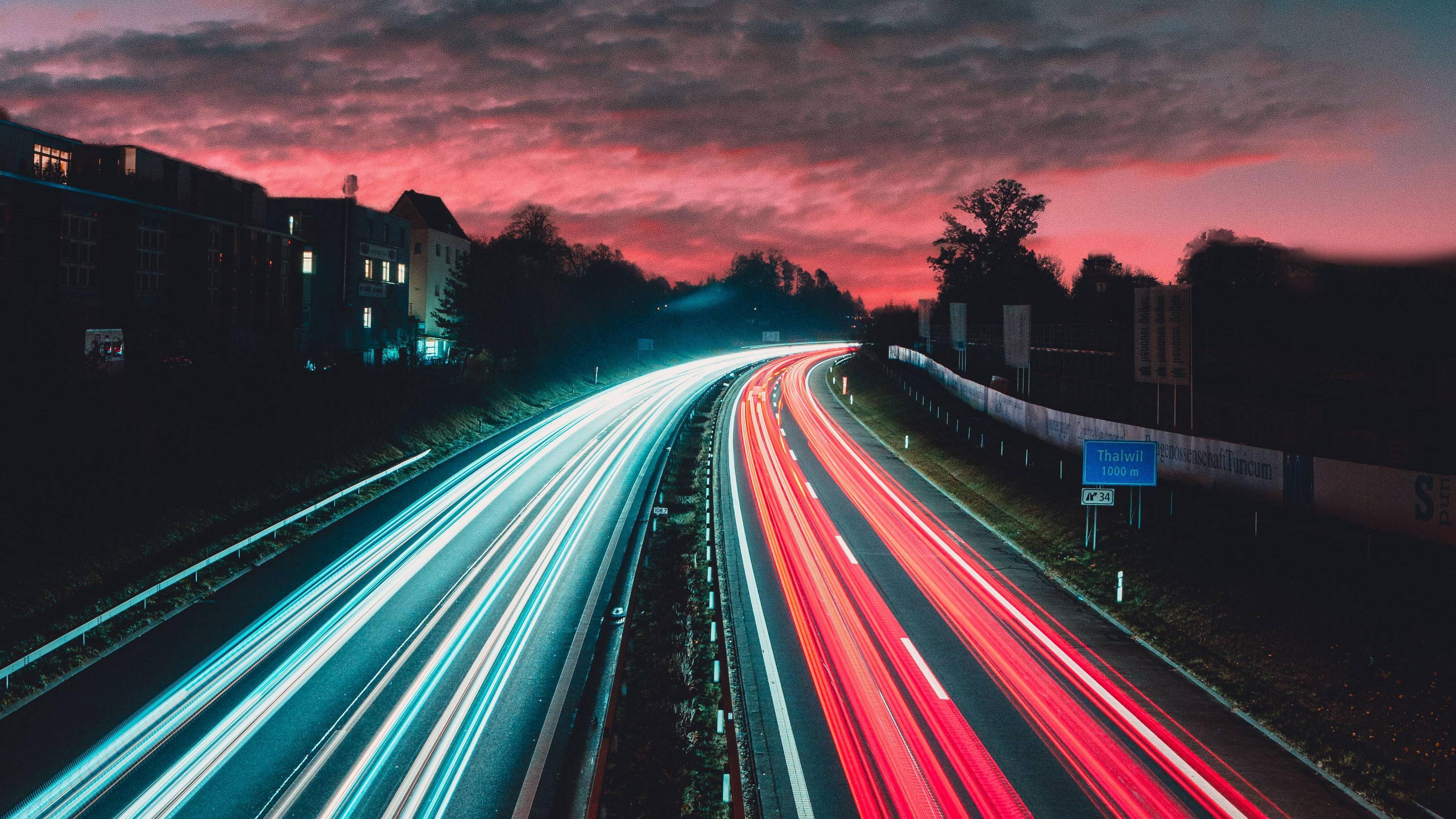 3200x1800 Highway Night traffic 4K Wallpaper