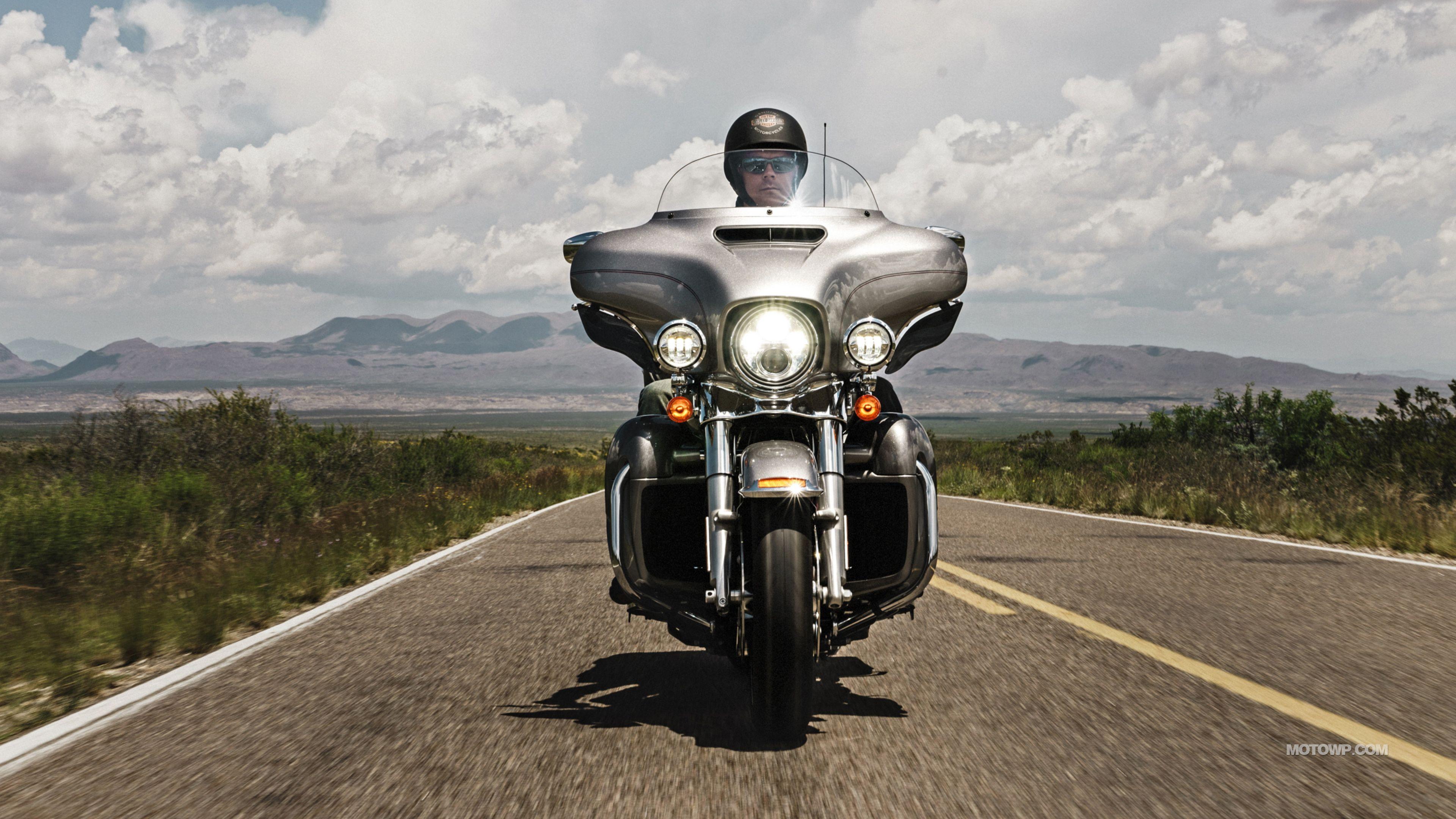 3840x2160 Motorcycles Desktop Wallpaper Harley Davidson Touring Electra Glide Ultra Classic Low