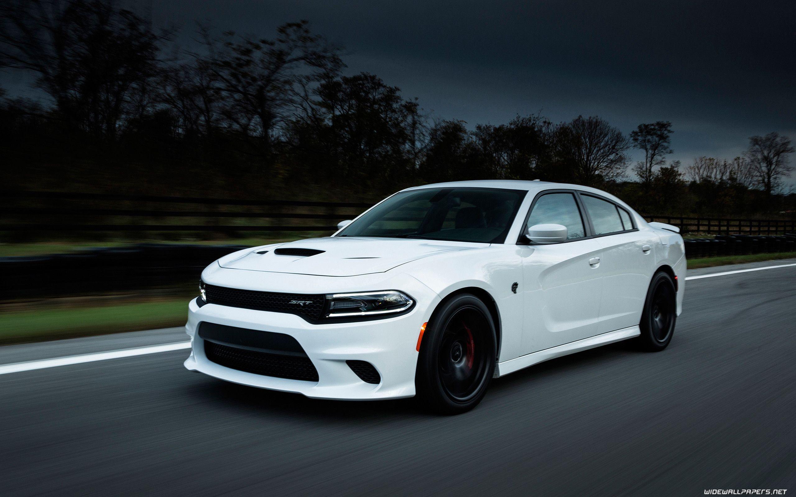 2560x1600 Dodge Charger Hellcat Wallpaper