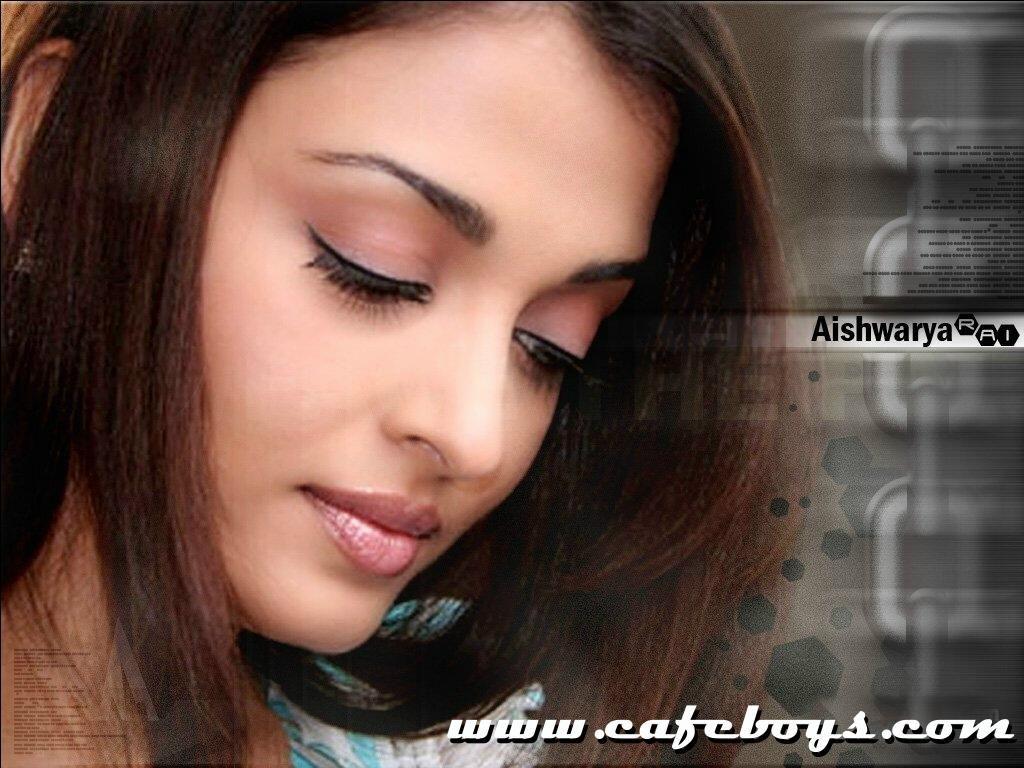 1024x768 Aishwarya Rai Red Lips And Smiling Face Closeup Wallpaper. Photo of eyes, Smile face, Aishwarya rai