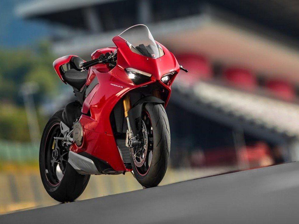 1024x768 Ducati Panigale HD Image