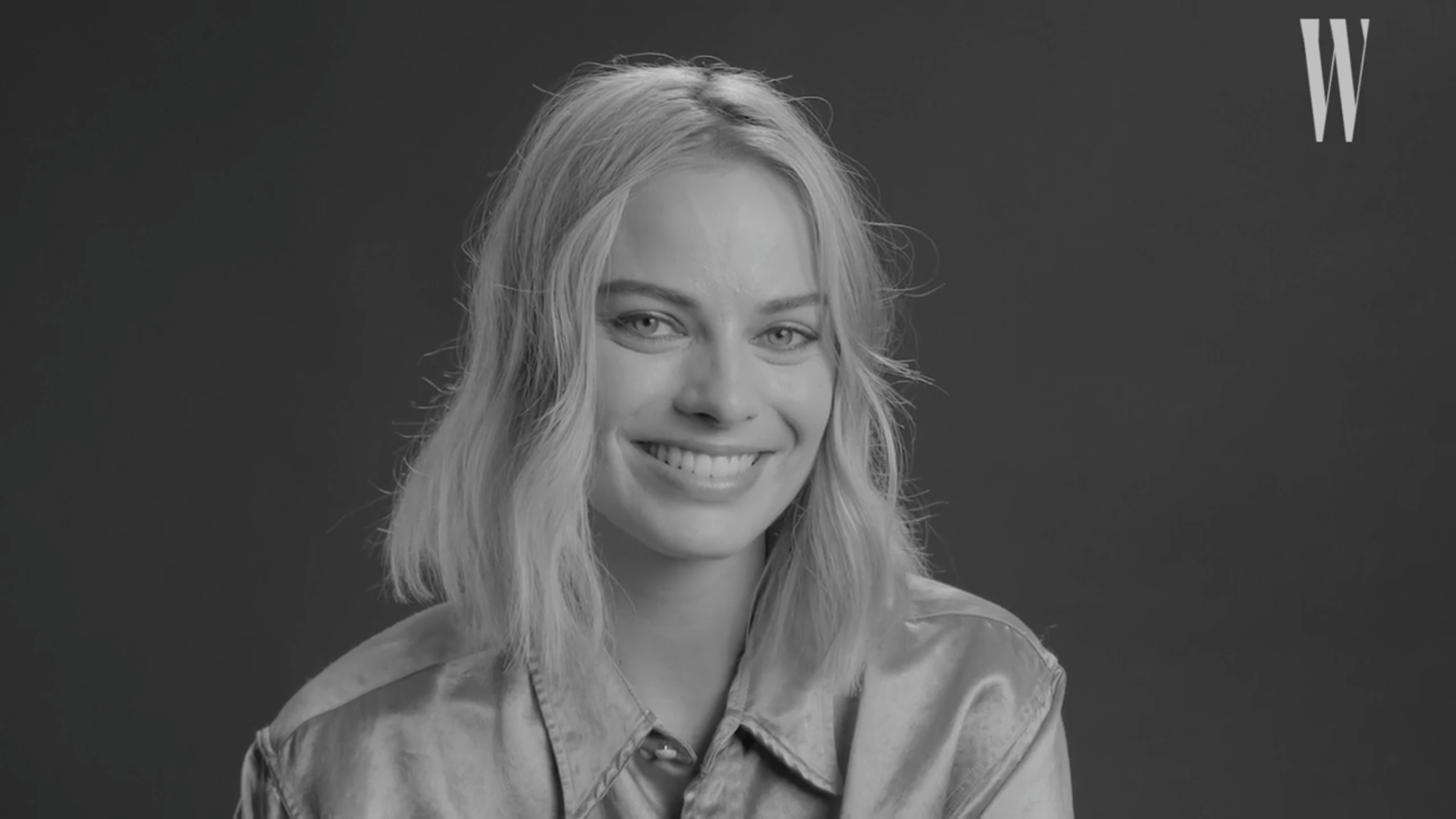 Margot Robbie Black And White Wallpapers Top Free Margot Robbie Black