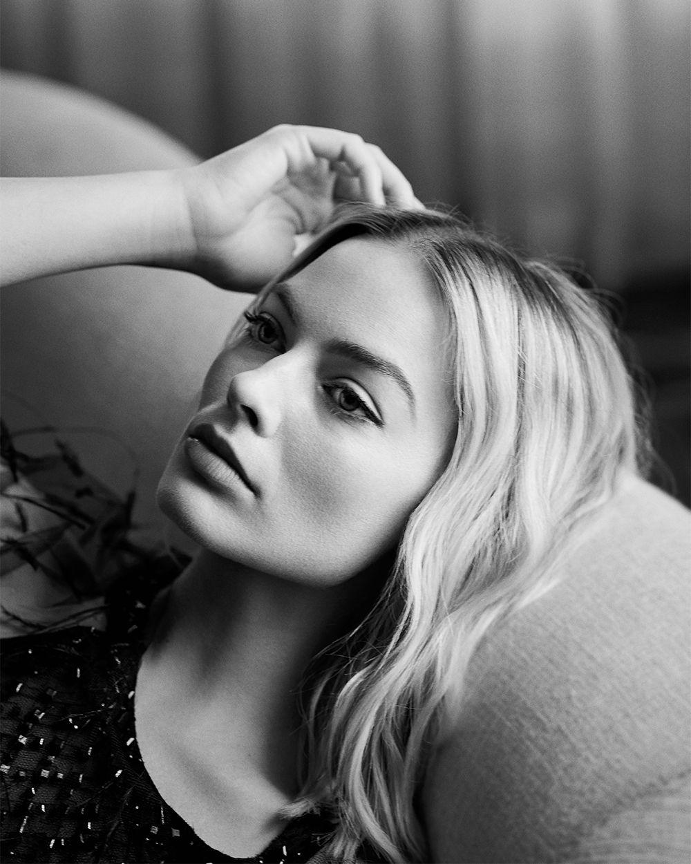 1000x1250 Margot Robbie Net Worth, Pics, Wallpaper, Career and Biography