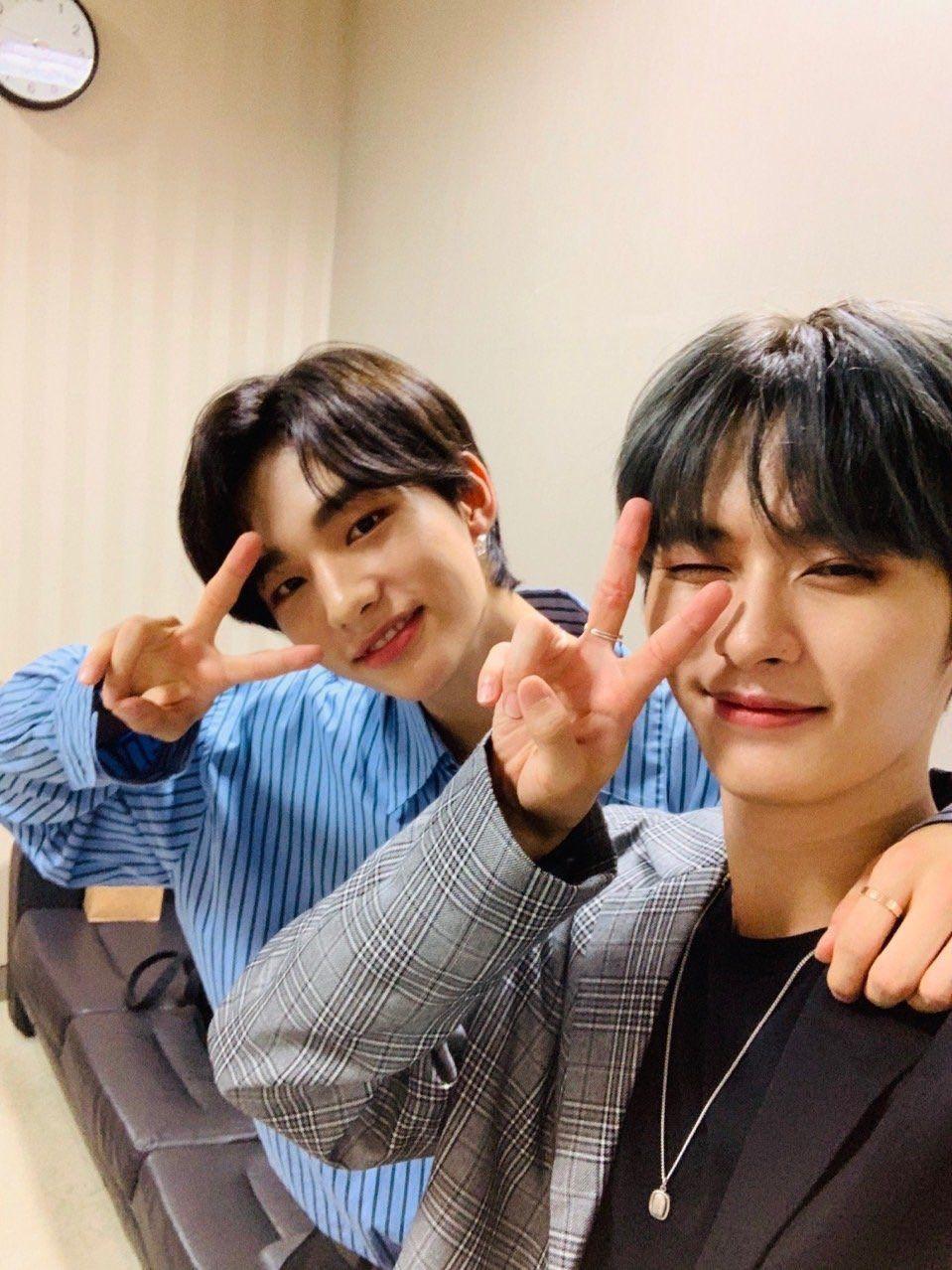 959x1278 Minho and Hyunjin