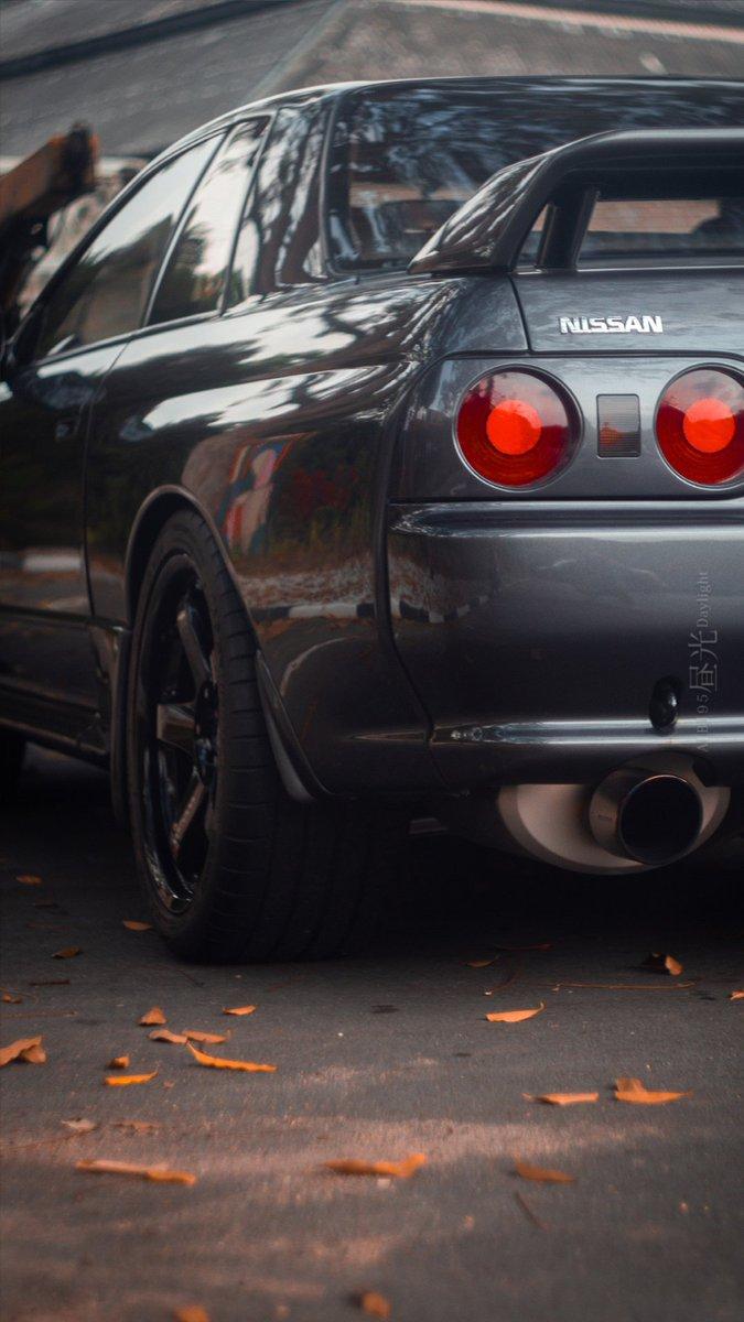675x1200 Skyline R32 Wallpaper HD Wallpaper