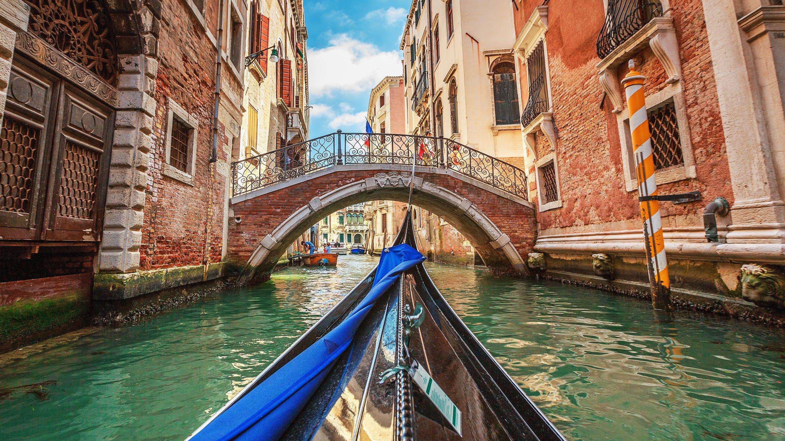 2560x1440 Meet The Creators Of Venice's First Wheelchair Accessible Gondola. Condé Nast Traveler