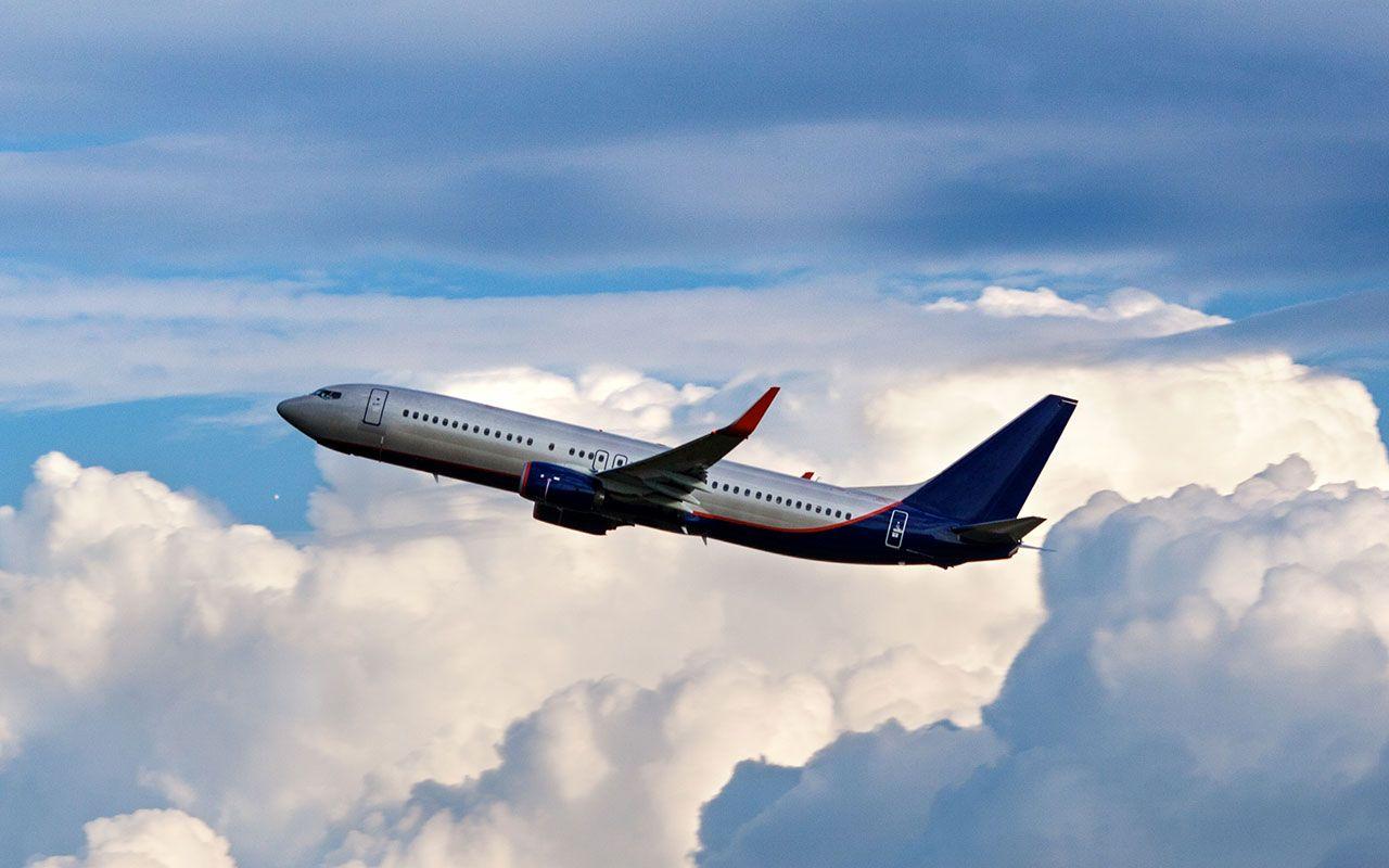 1280x800 Free Aircraft Background Image