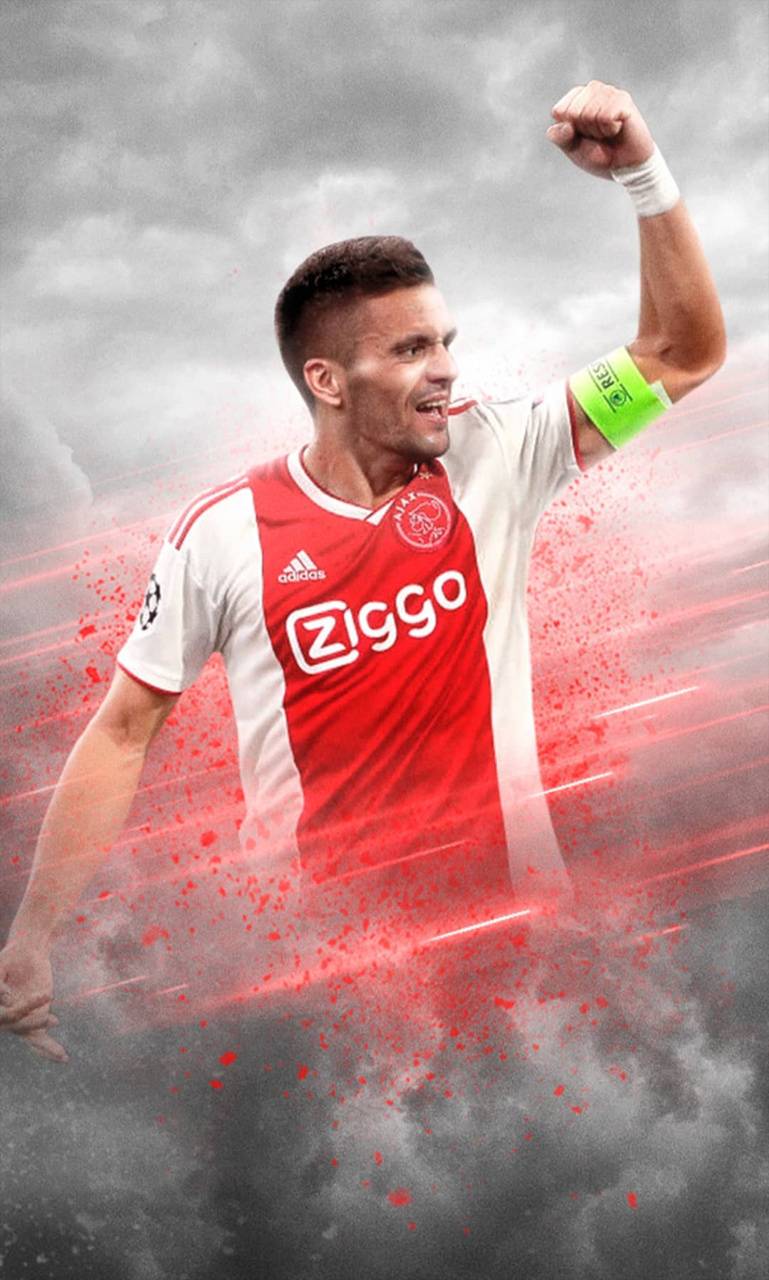 769x1280 Dušan Tadić Wallpaper