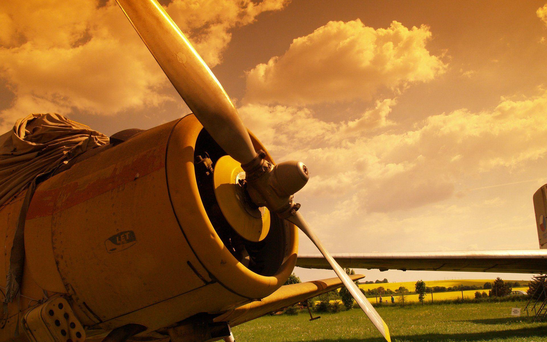 1920x1200 Vintage Aircraft Wallpaper