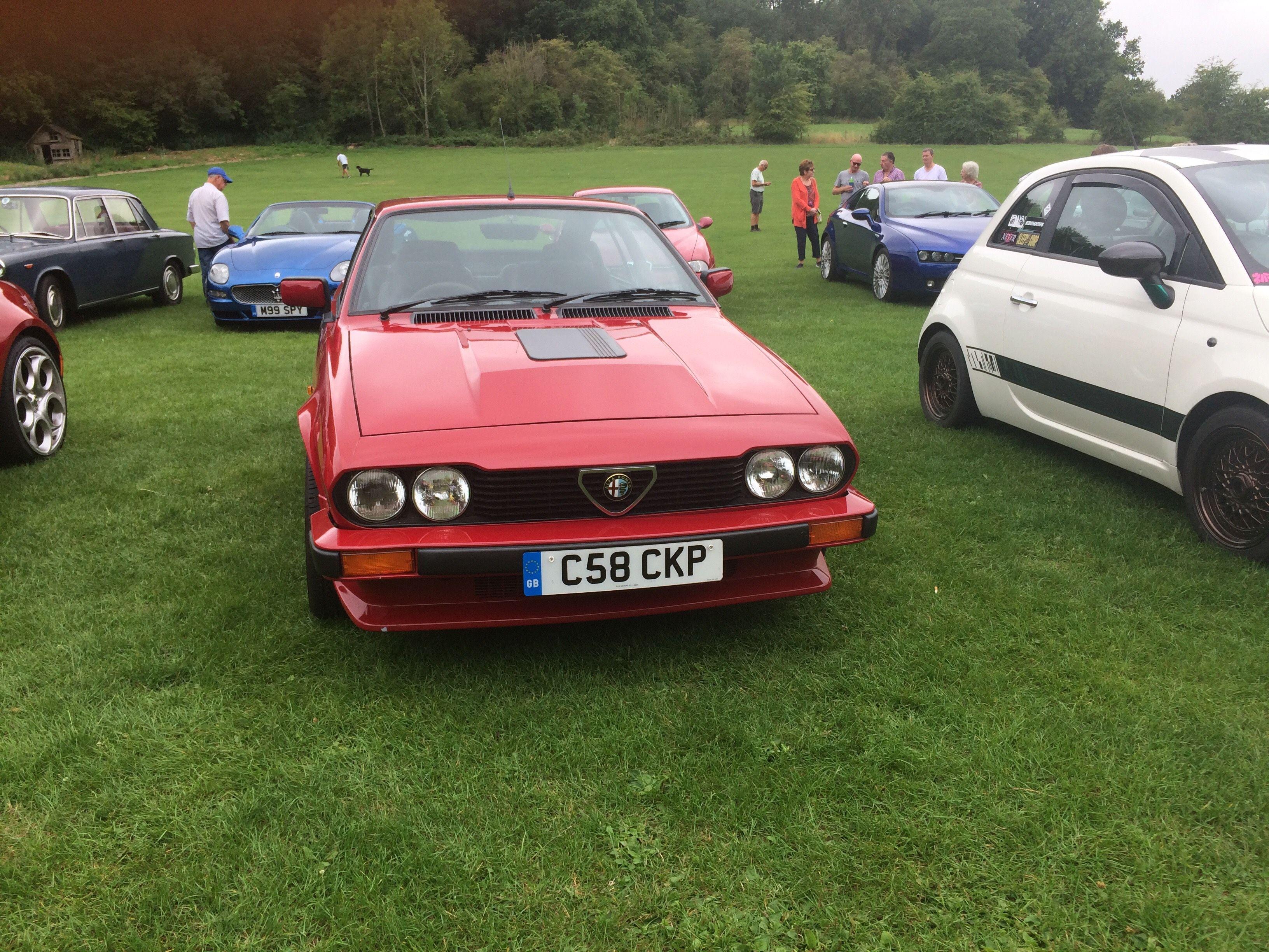 3264x2448 Classic Alfa Romeo GTV6 here