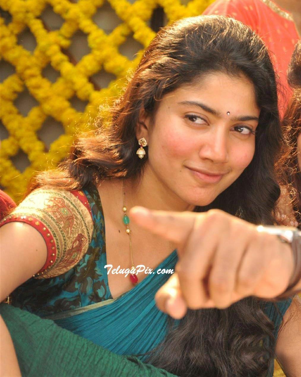 1014x1272 Sai Pallavi Wallpaper