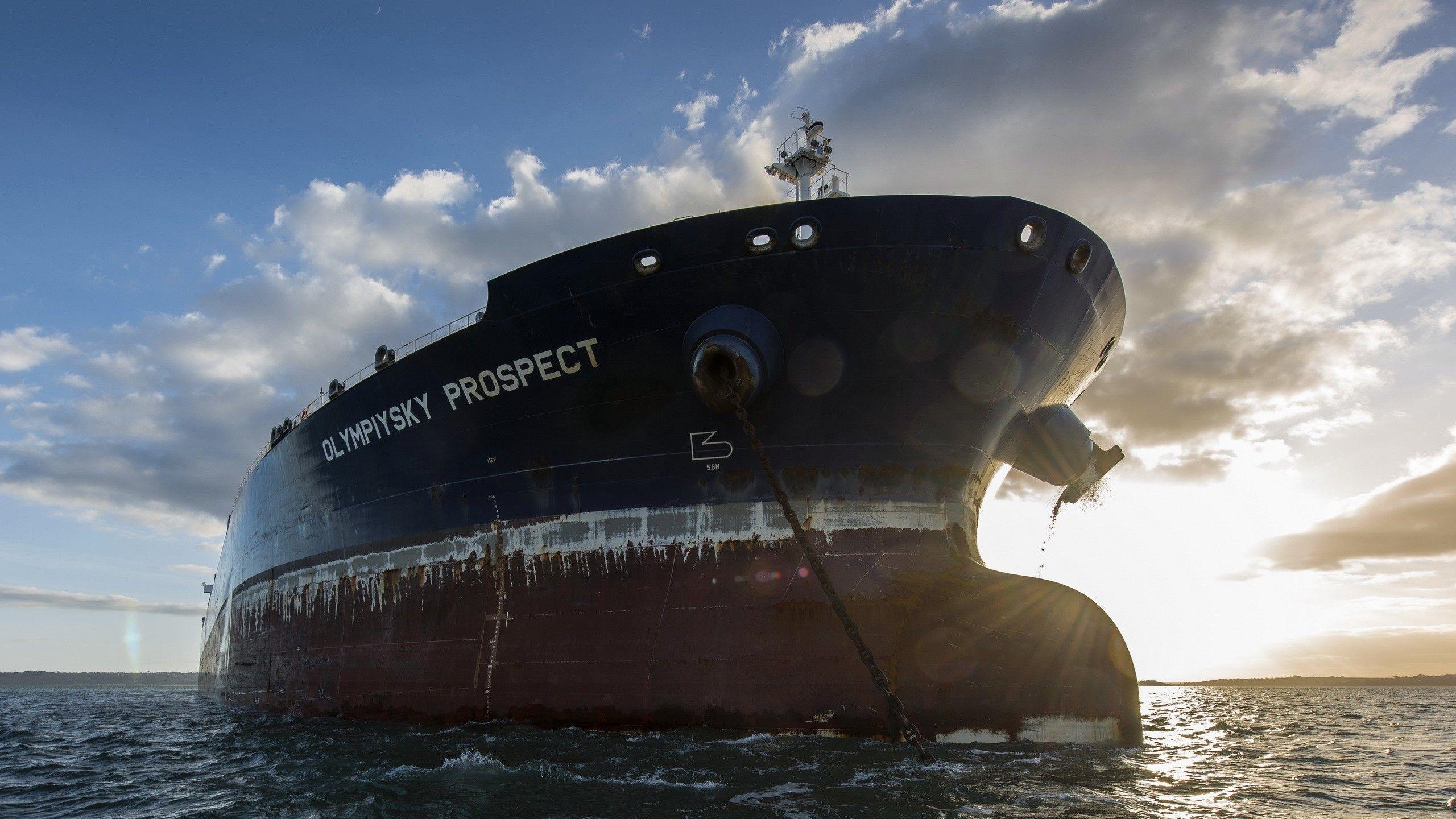 Oil Tanker Wallpapers - Top Free Oil Tanker Backgrounds - WallpaperAccess