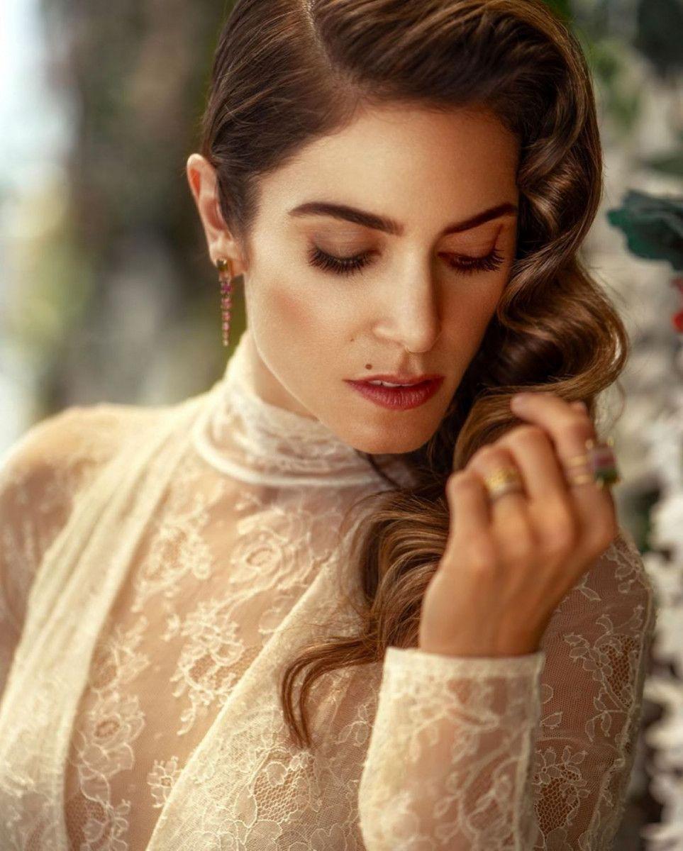 963x1200 Nikki Reed wallpaper