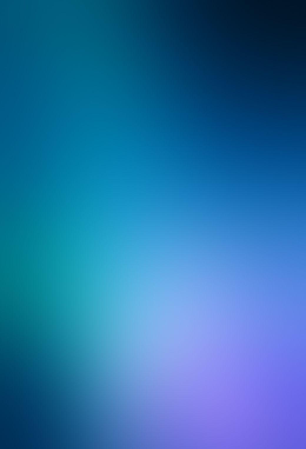 1040x1526 Soft Blue Gradient Blur iOS7 iPhone 5 Wallpaper HD