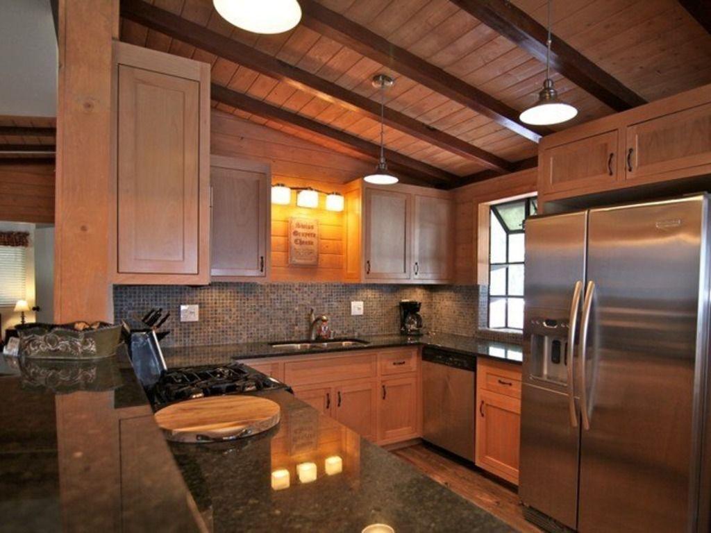 1024x768 Swiss Chalet in Lake Arrowhead