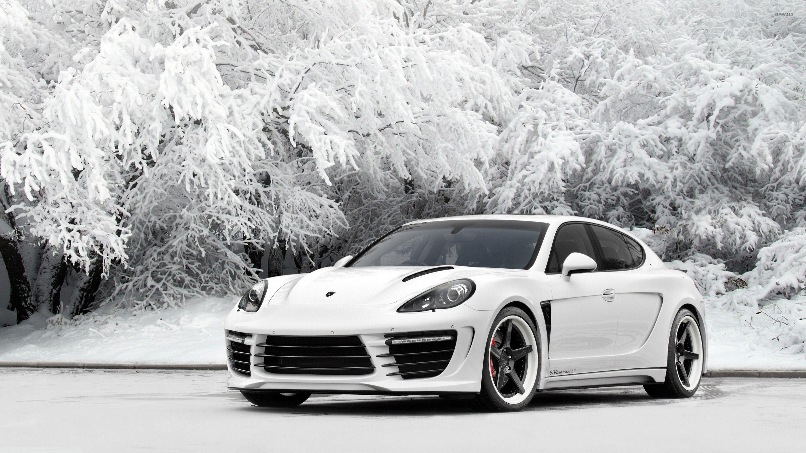 2560x1440 Porsche Panamera Wallpaper 2020