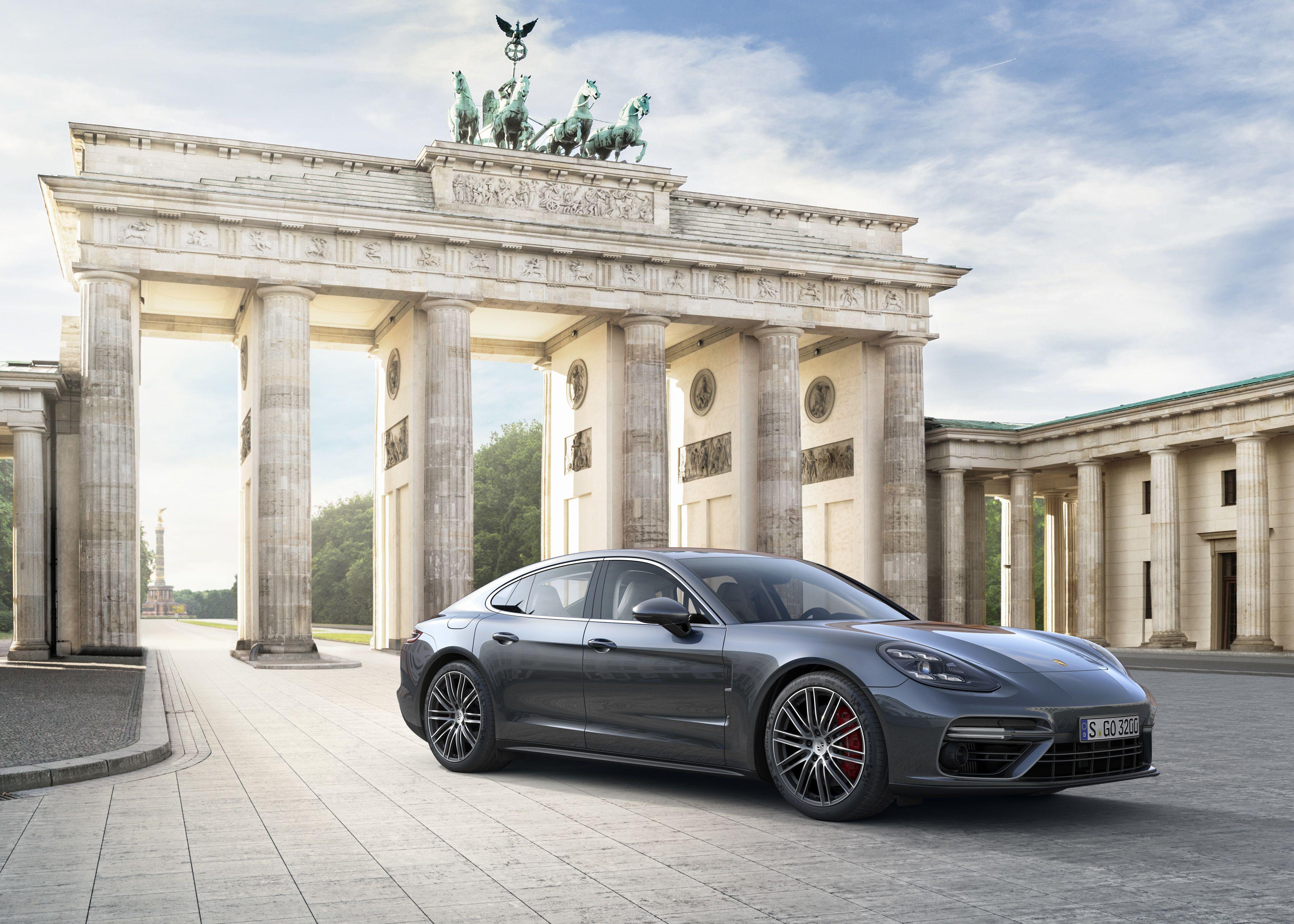 3600x2572 Porsche Panamera Wallpaper, Picture, Image