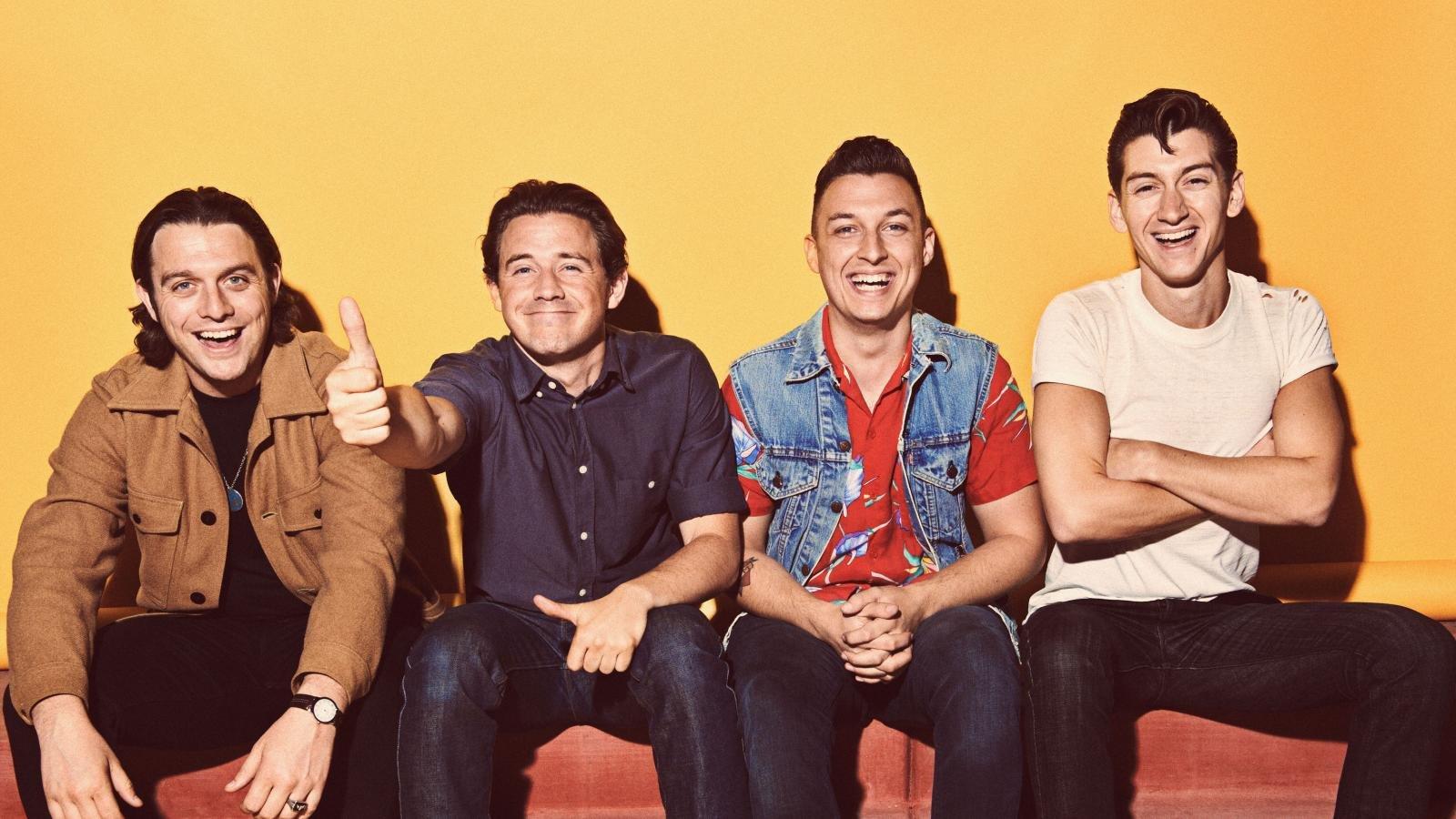 1600x900 Awesome Arctic Monkeys free wallpaper for HD 1600x900 desktop