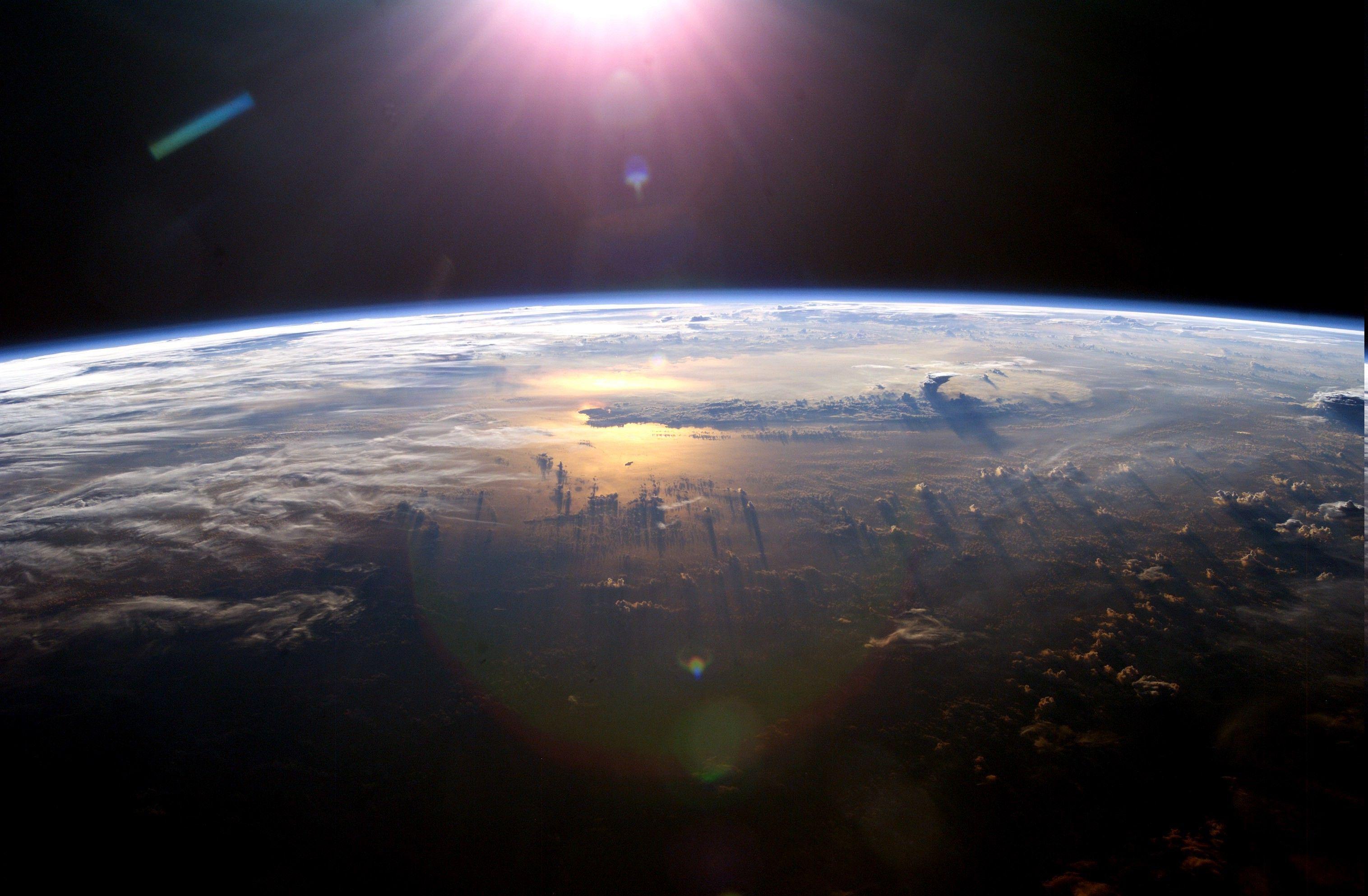 3032x1986 Earth, Space Wallpaper HD Desktop And Mobile Background Propulsion Space Craft