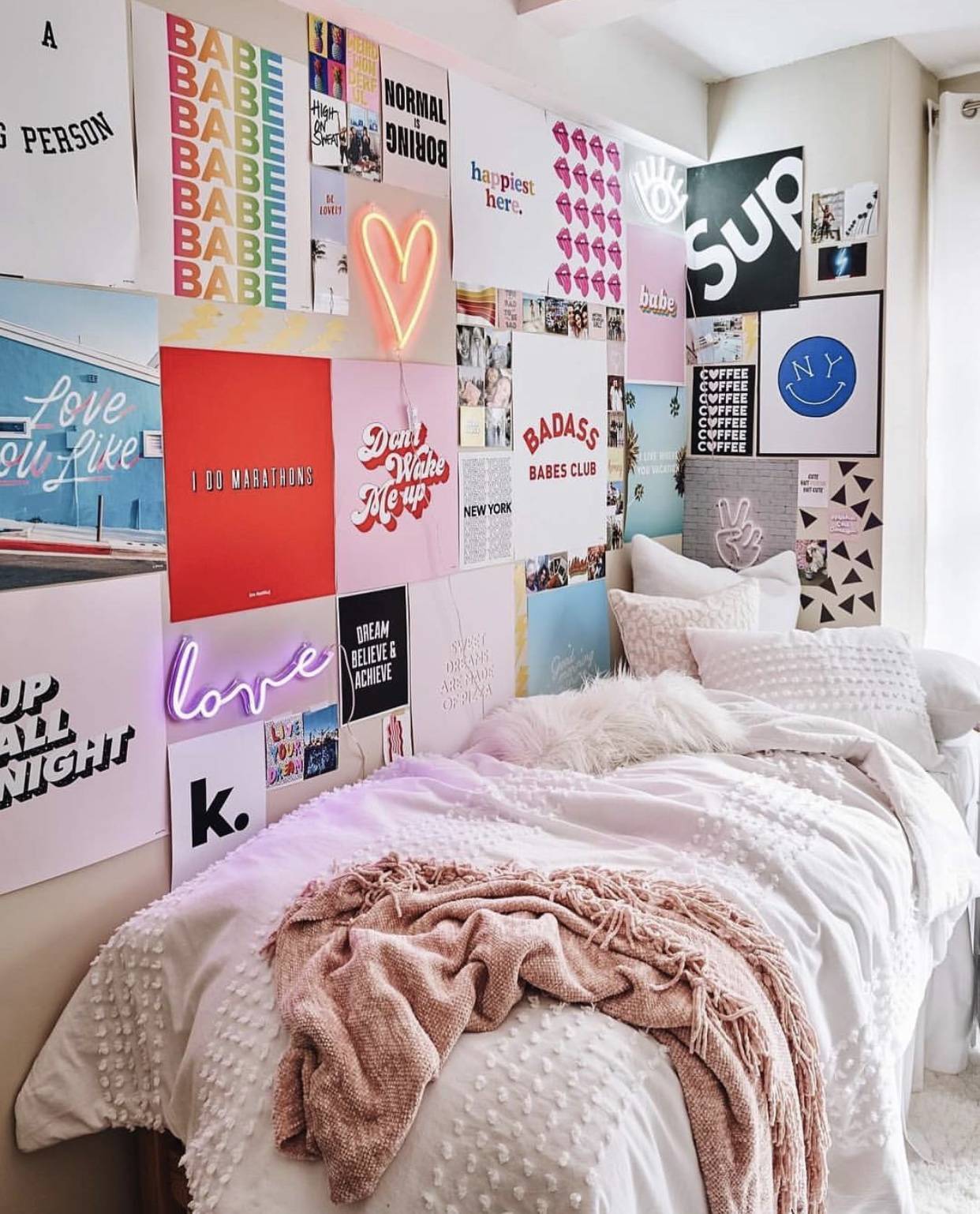 1242x1538 Aesthetic For Room Wallpaper