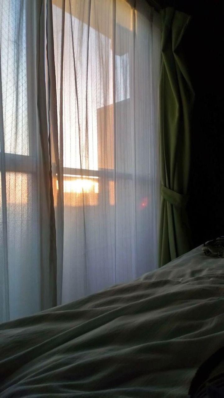 720x1280 Aesthetic For Room Wallpaper