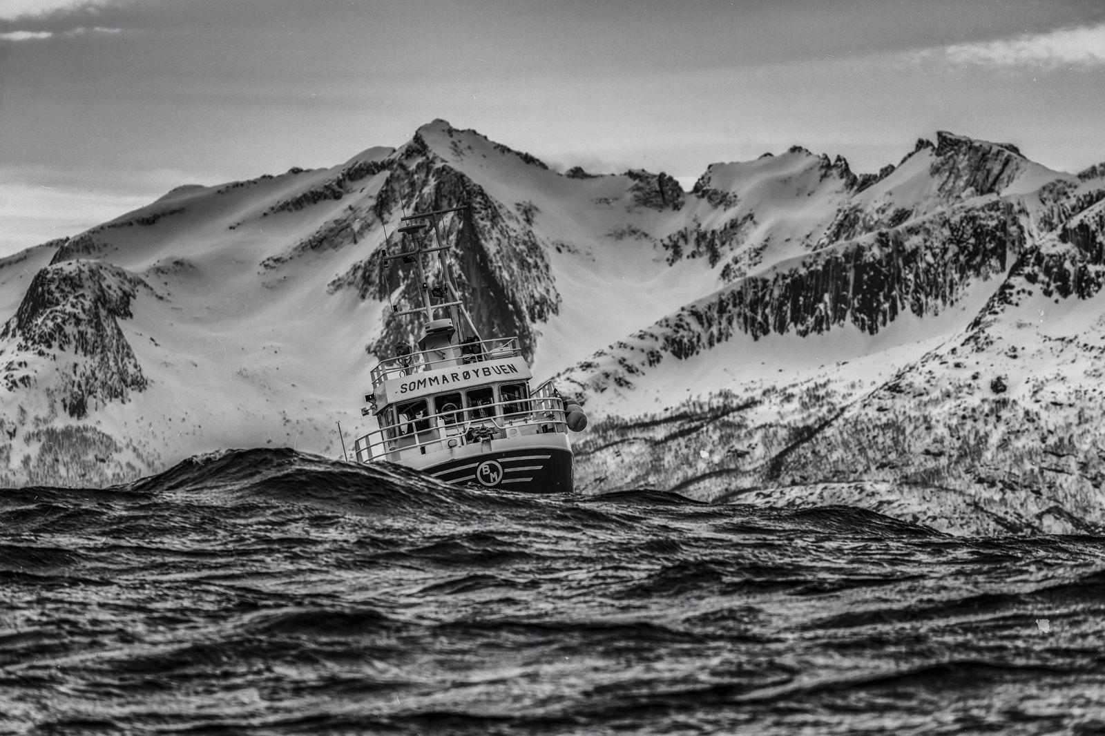 1600x1066 Water Sea Mountains Black And White Waves Boat Wallpaper.com. Best High Quality Wallpaper