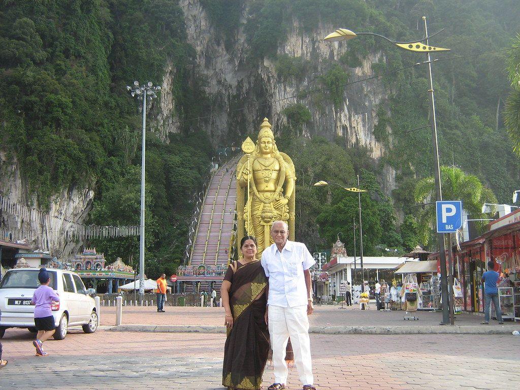 1024x768 SINGAPORE MURUGAN TEMPLE