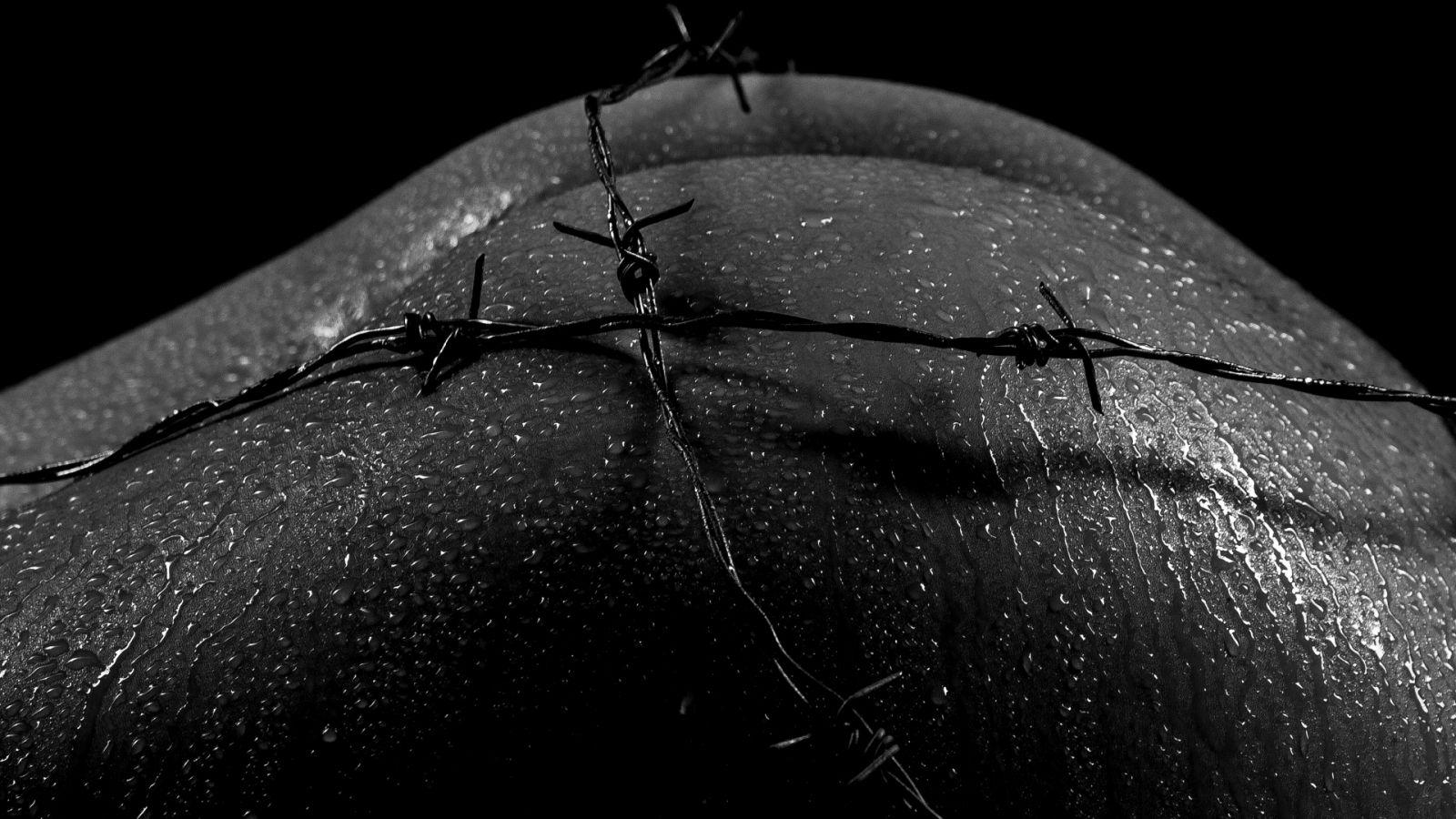 1600x900 Free download Dual Screen Wallpaper 3840x1080 [3840x1080] for your Desktop, Mobile & Tablet. Explore Dual Monitor Wallpaper. Girls Kissing Wallpaper Dual Monitors, Dual Screen Monitor Wallpaper, 3 Monitor Wallpaper