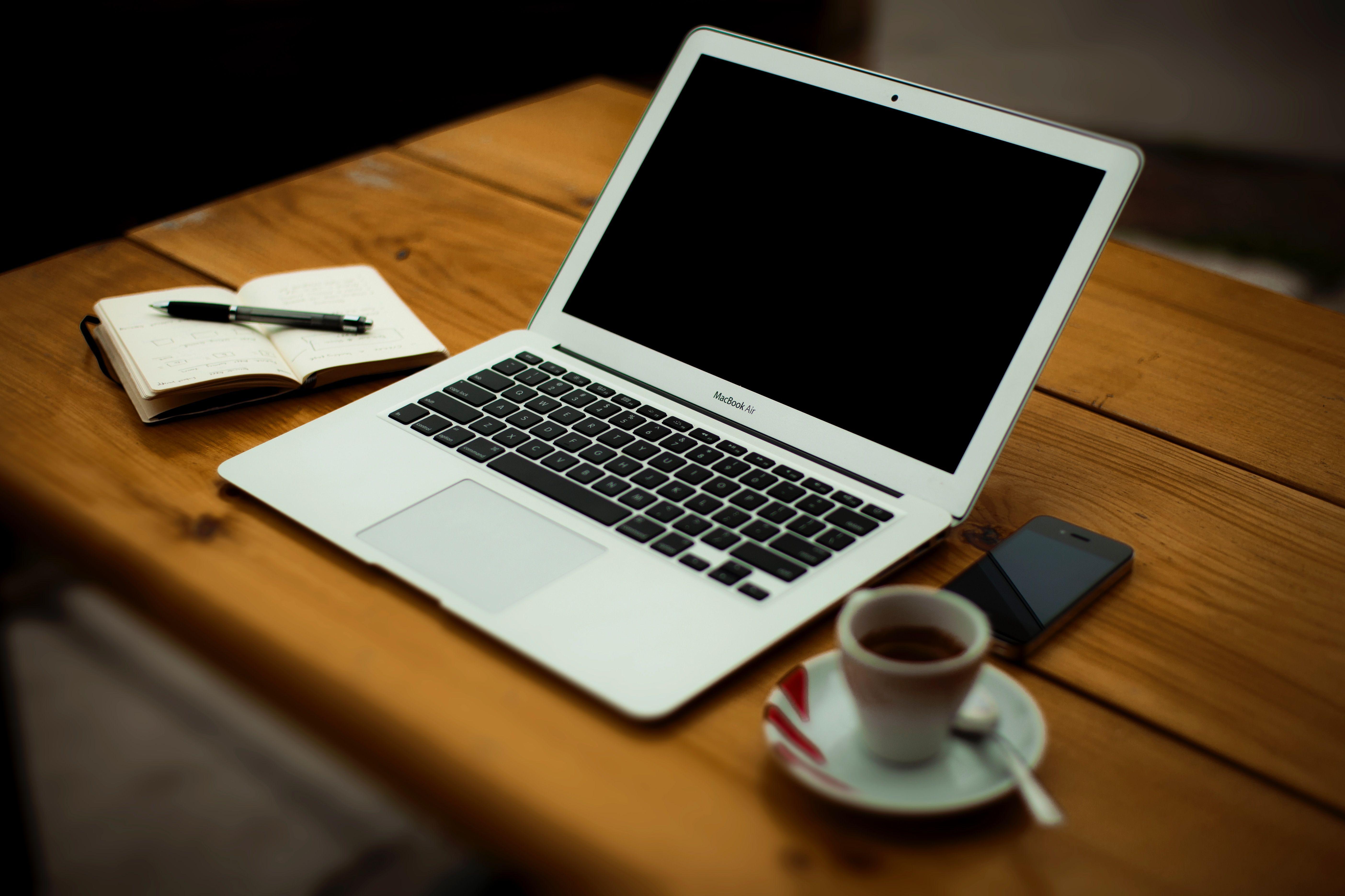 5616x3744 Office Work Wallpaper