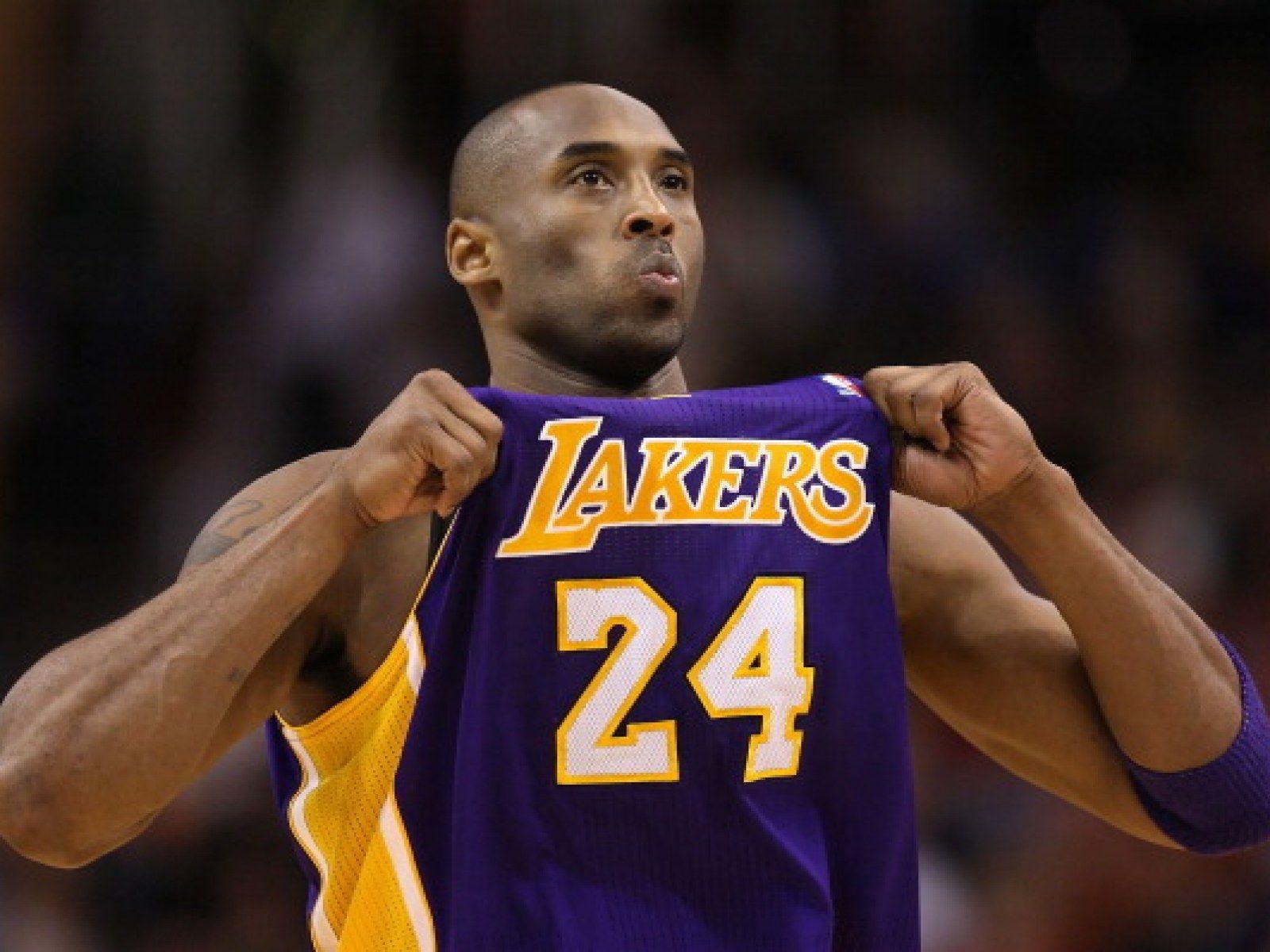 1600x1200 Memorable Kobe Bryant Quotes and Mamba's Unforgettable Basketball Accomplishments