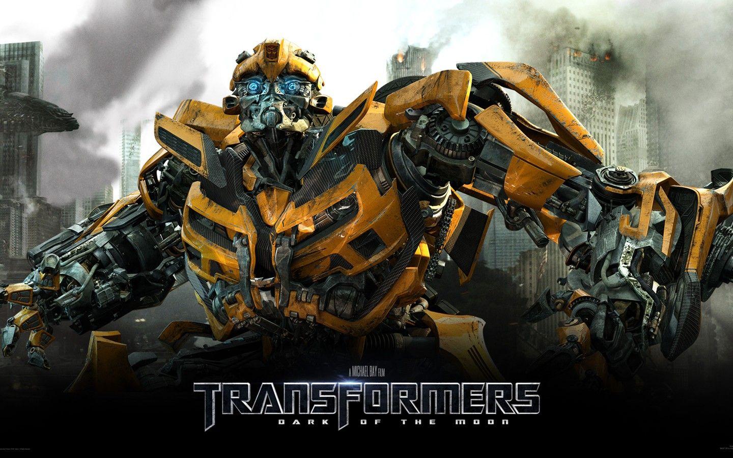 1440x900 Transformers, When On The Black 3 Wallpaper Bumblebee