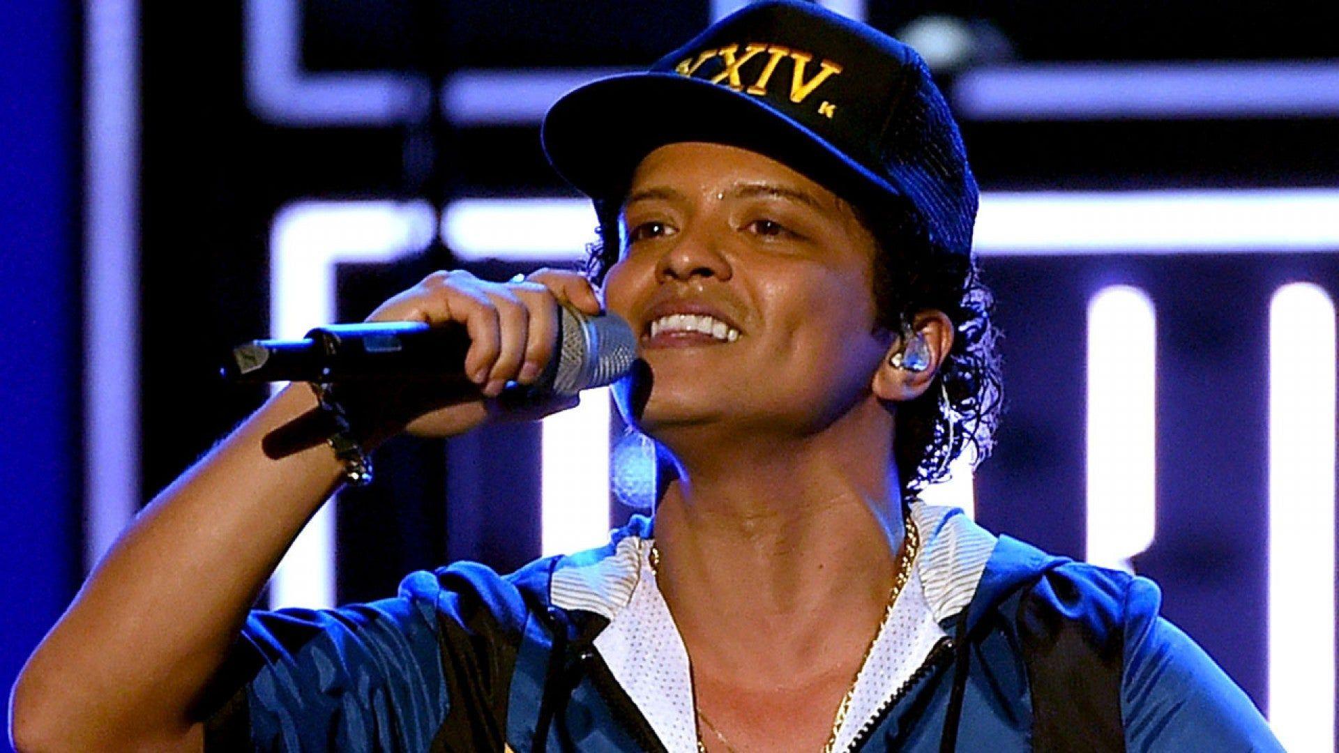 1920x1080 Bruno Mars Kicks Off the 2016 AMAs With '24k Magic' Performance and His Dance Moves Are Better Than Ever!