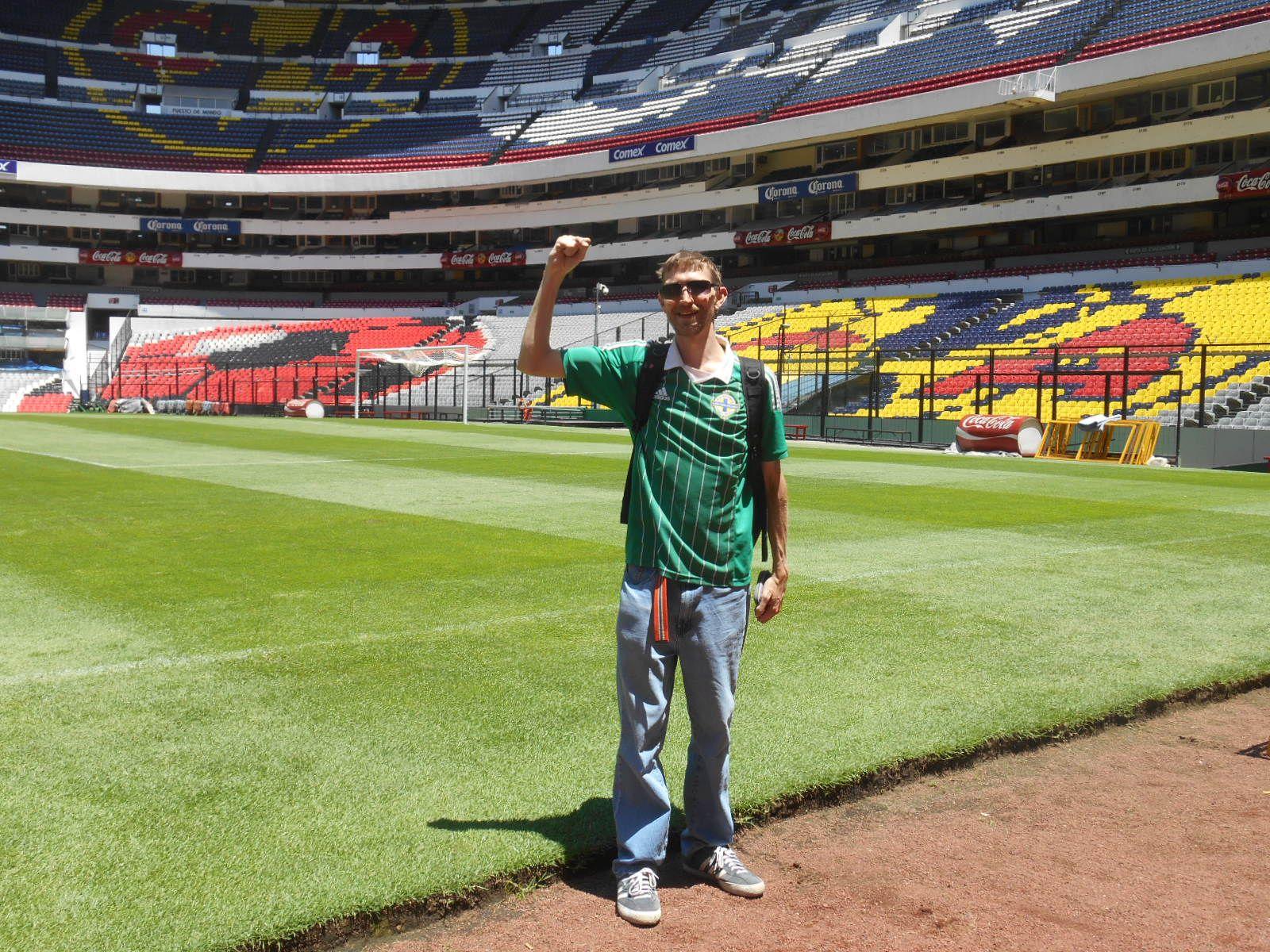 1600x1200 Hand of God and Mexico 86 Memories: Visiting Estadio Azteca, Mexico City, Mexico