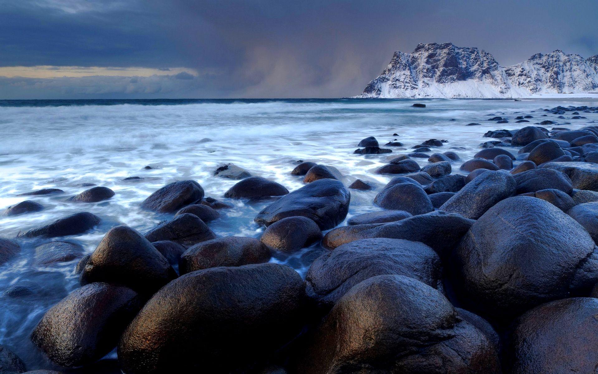 1920x1200 Rocky Coast Wallpaper