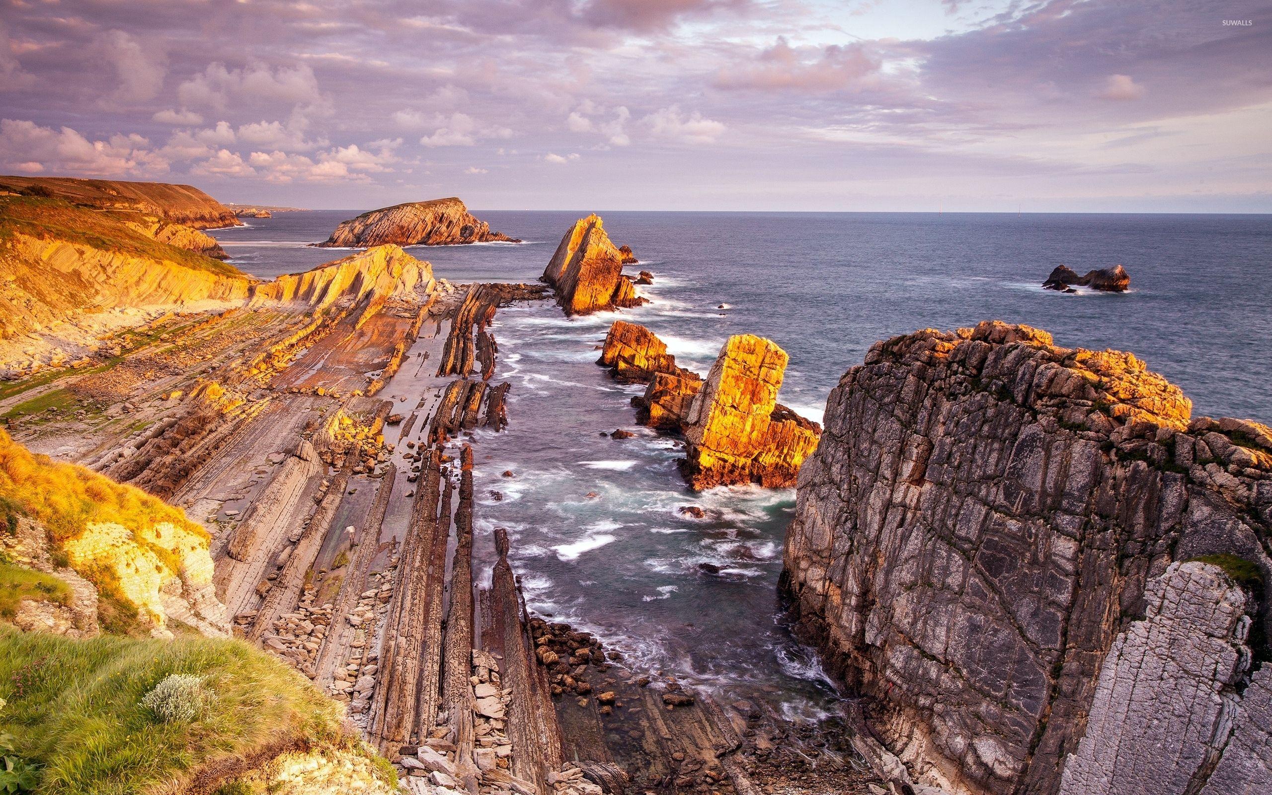 2560x1600 Rocky Coastlines .