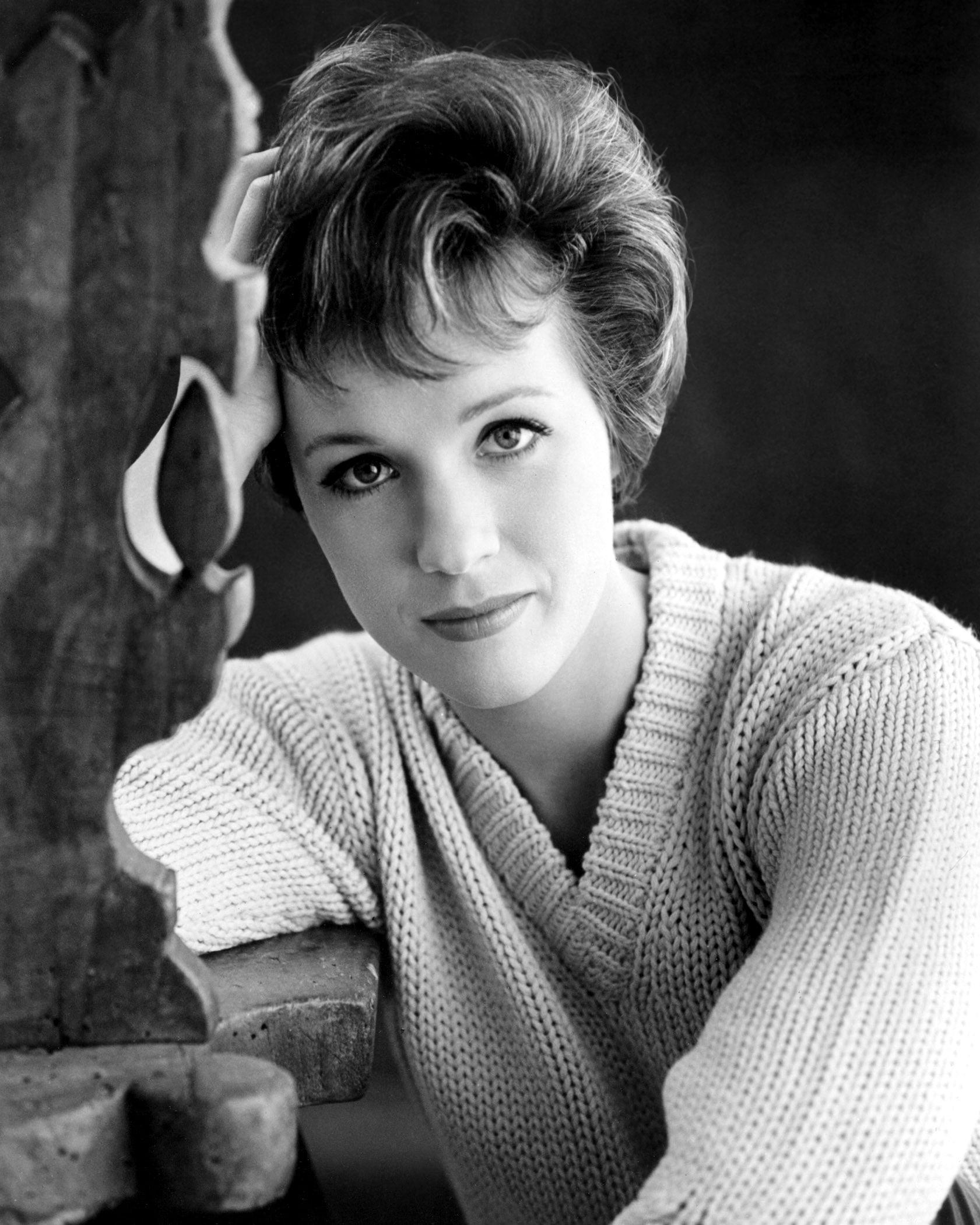 Julie Andrews Wallpapers - Top Free Julie Andrews Backgrounds