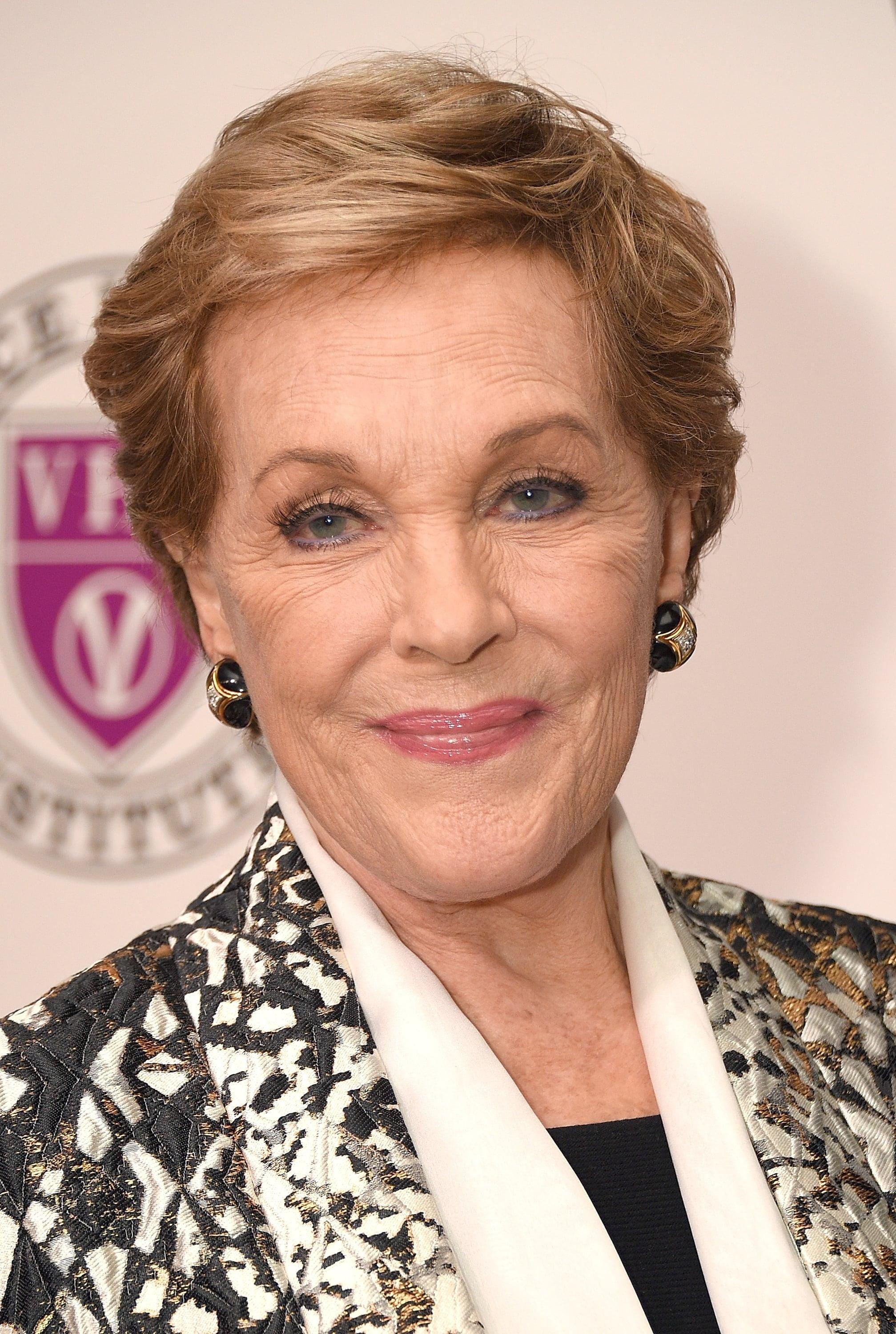 2015x3000 Julie Andrews Wallpaper .